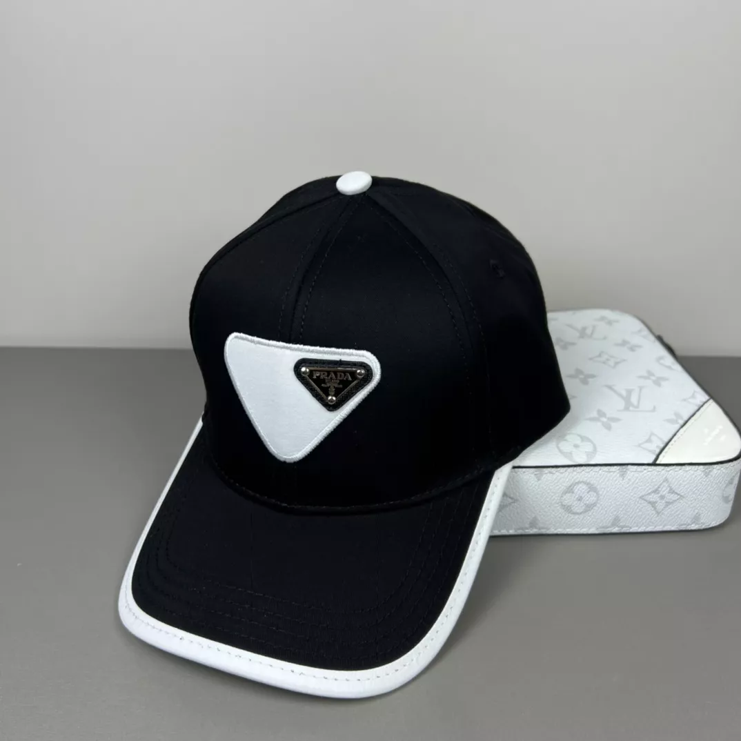 Prada Caps Refined 3222