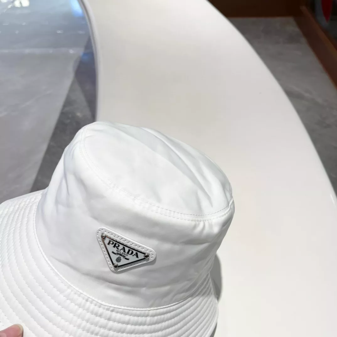 Prada Caps Refined 8155