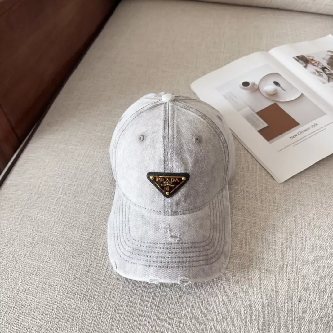 Prada Caps Sleek 1816