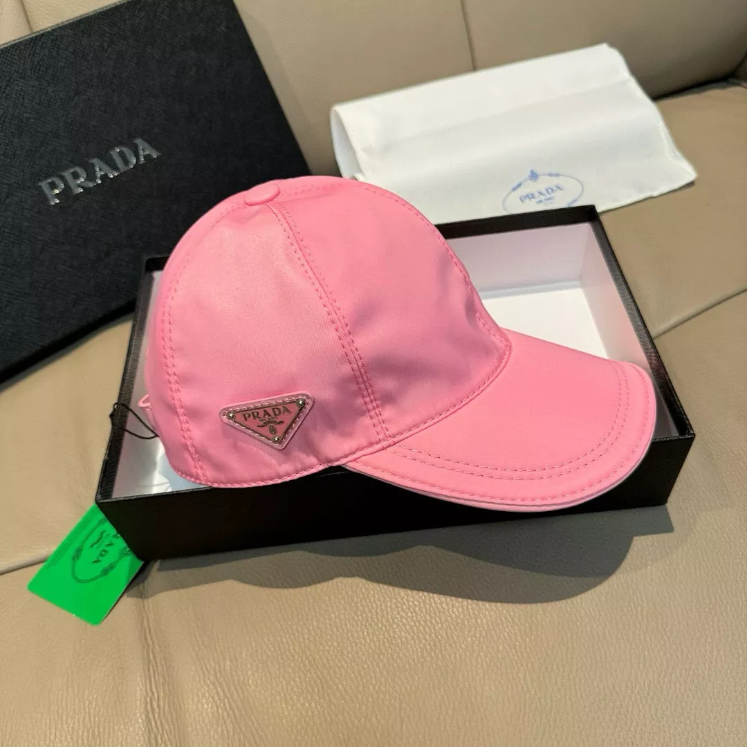Prada Caps Sleek 5428