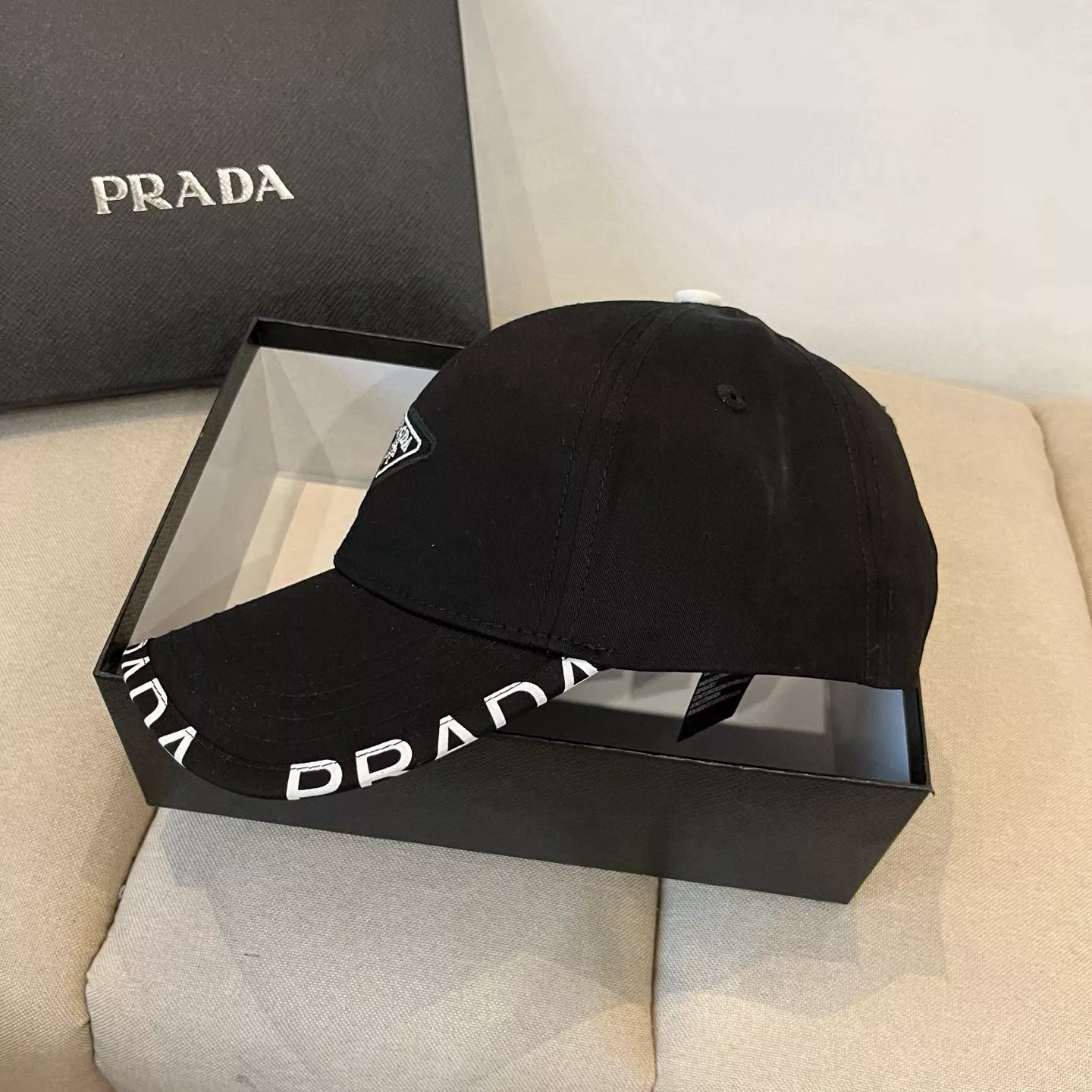 Prada Caps Sophisticated 7790