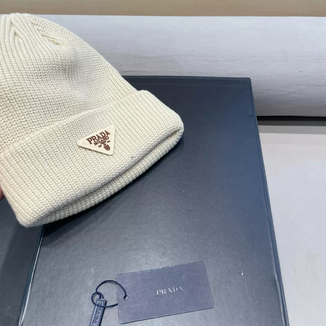 Prada Caps Sophisticated 936