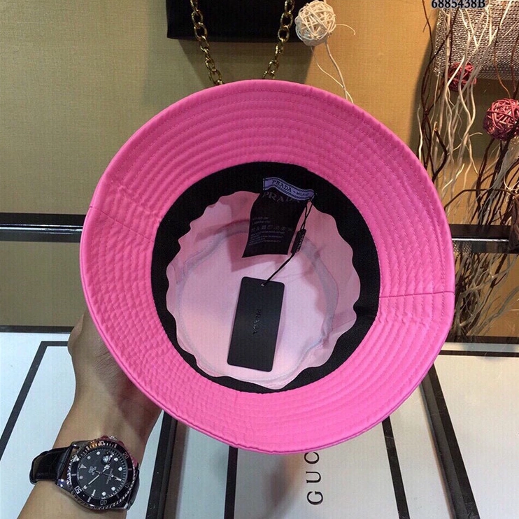 Prada Caps Stylish 2756