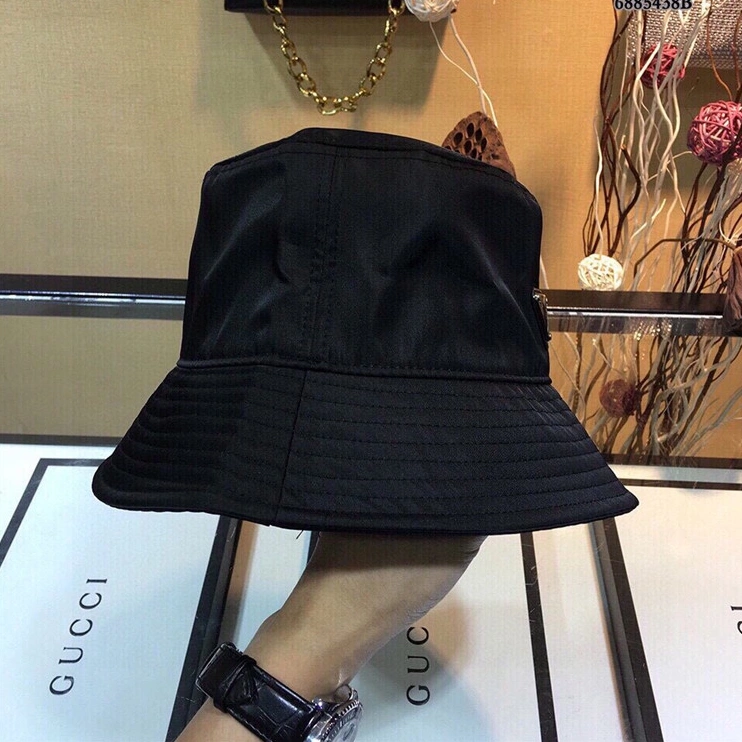 Prada Caps Stylish 5908