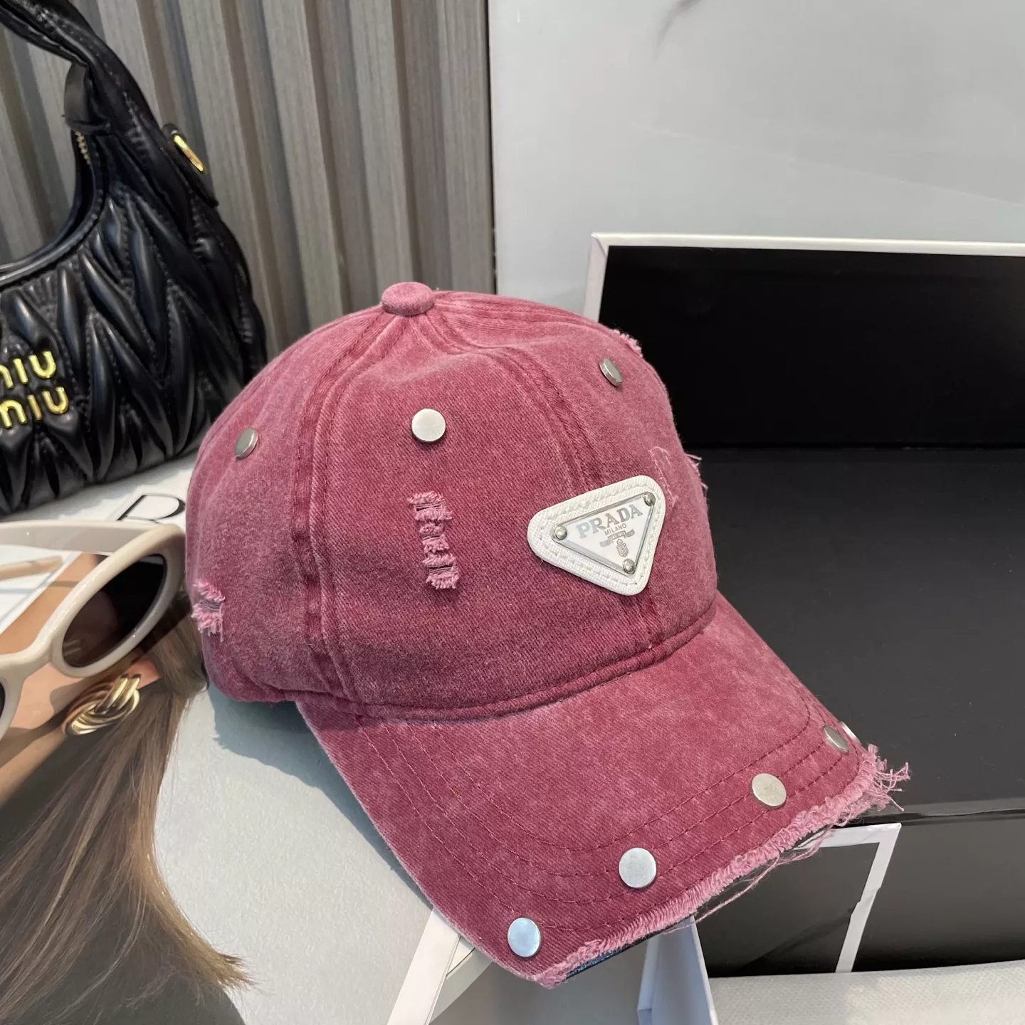 Prada Caps TopPick 7816