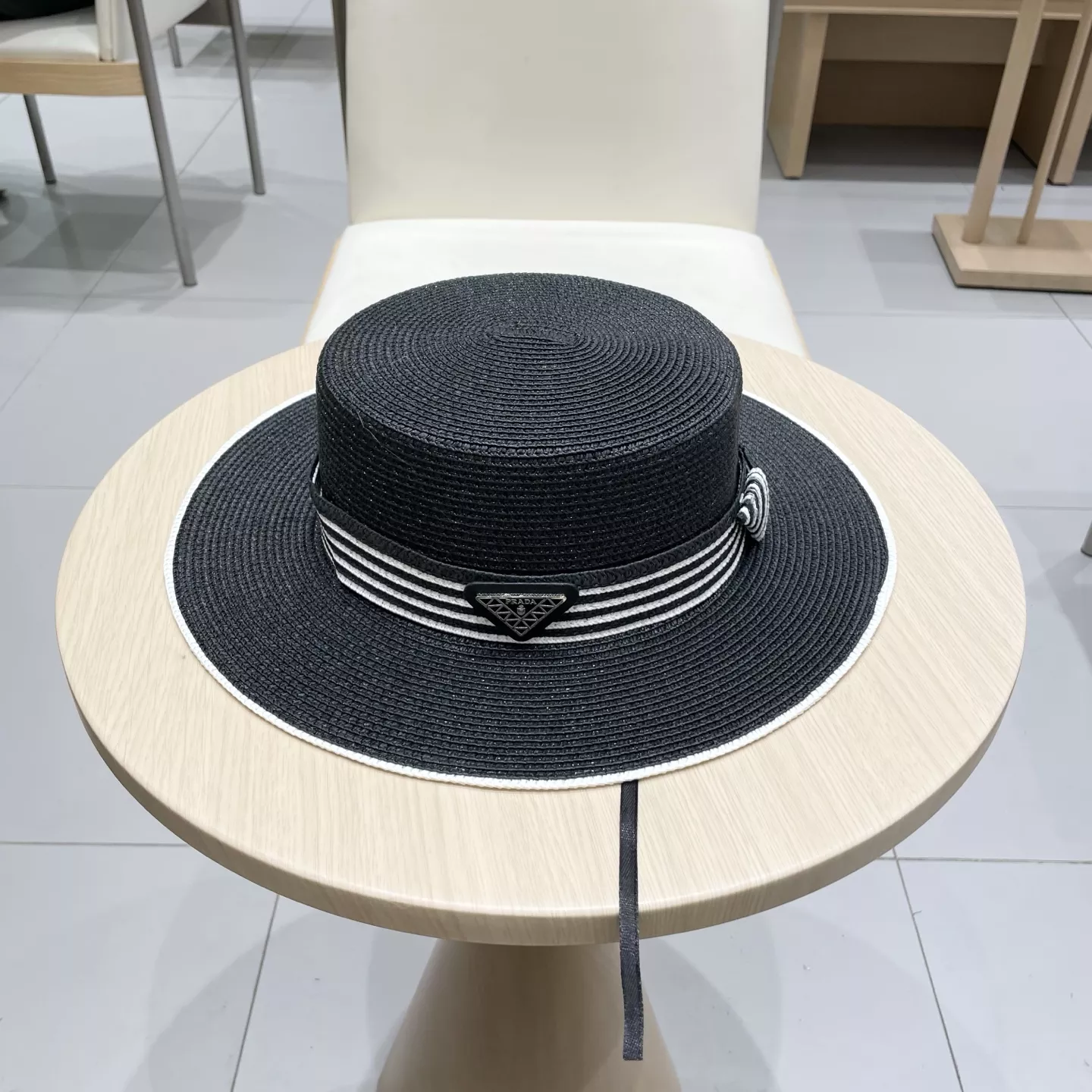 Prada Caps Vibrant 5146