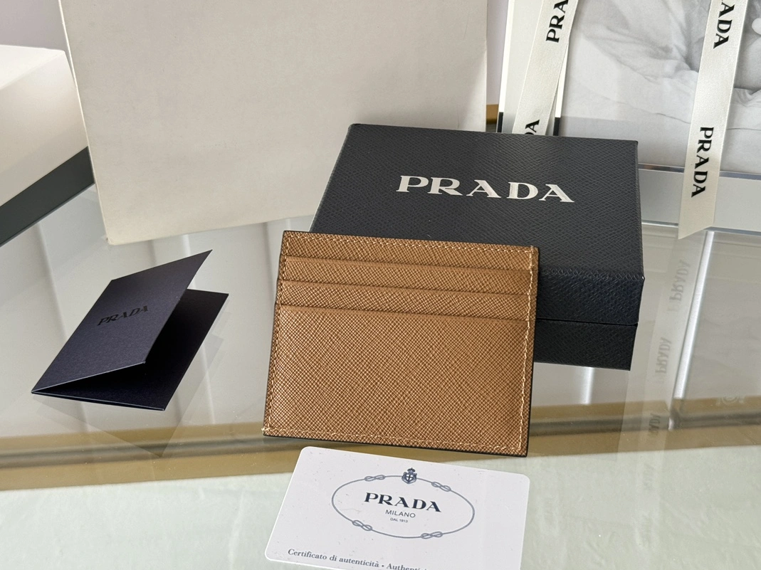 Prada Card Case Bold 8697