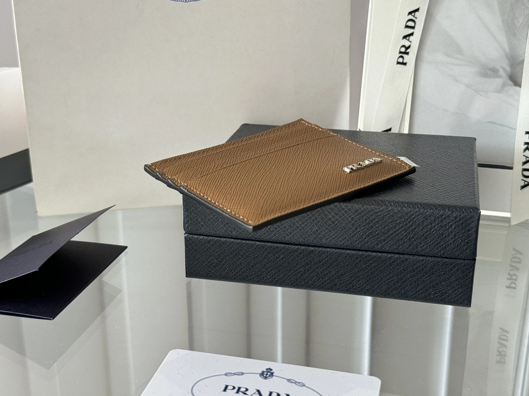 Prada Card Case Bold 8697