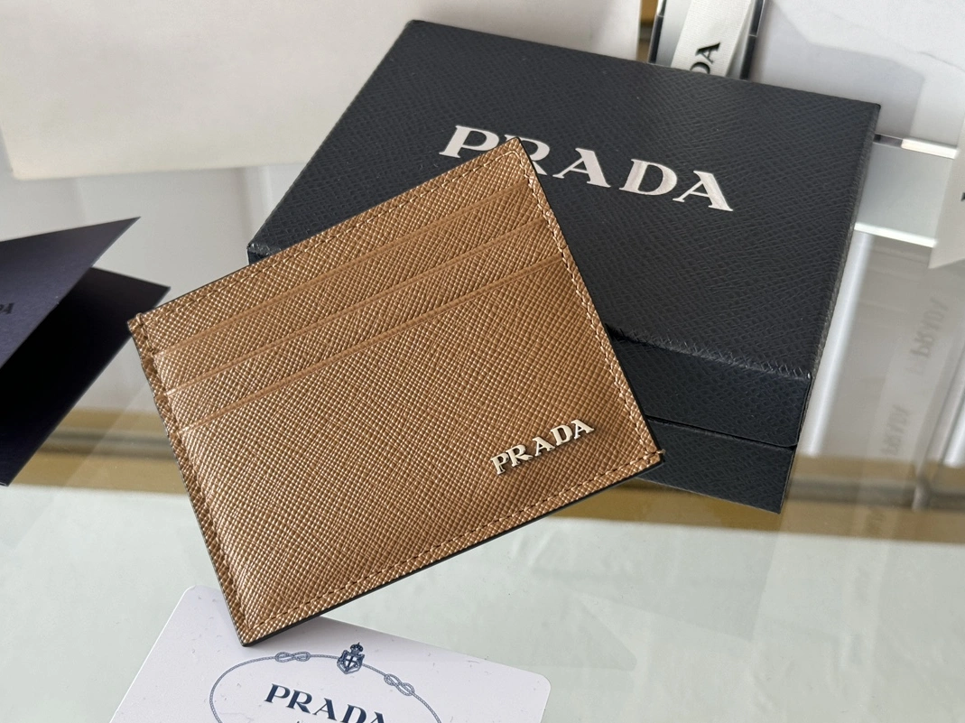 Prada Card Case Bold 8697