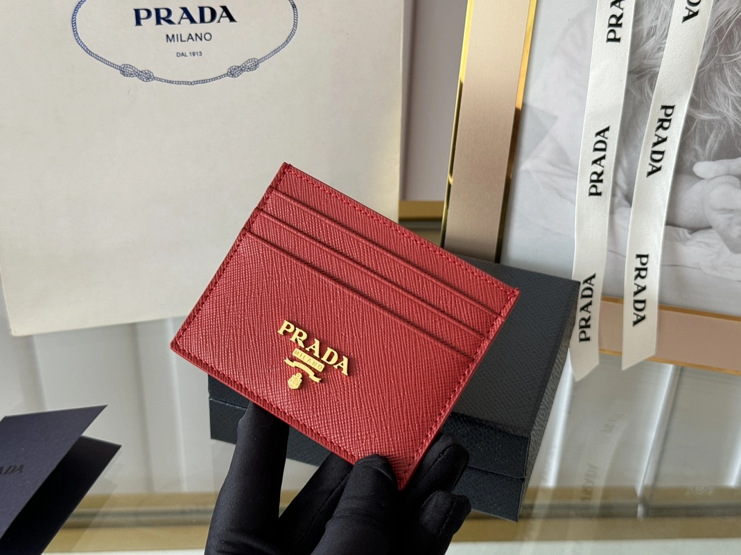 Prada Card Case For Women Affordable 670