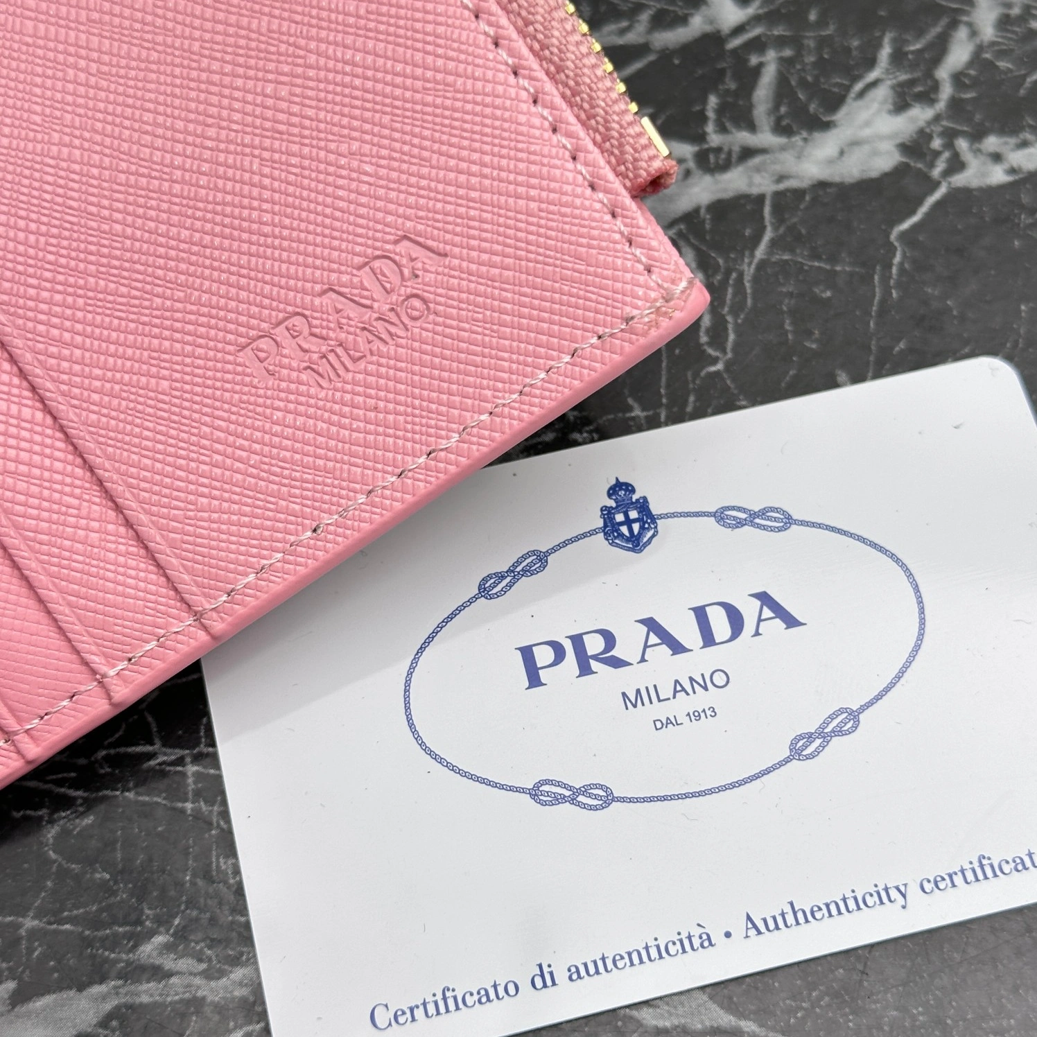 Prada Card Case For Women Minimalist 3995