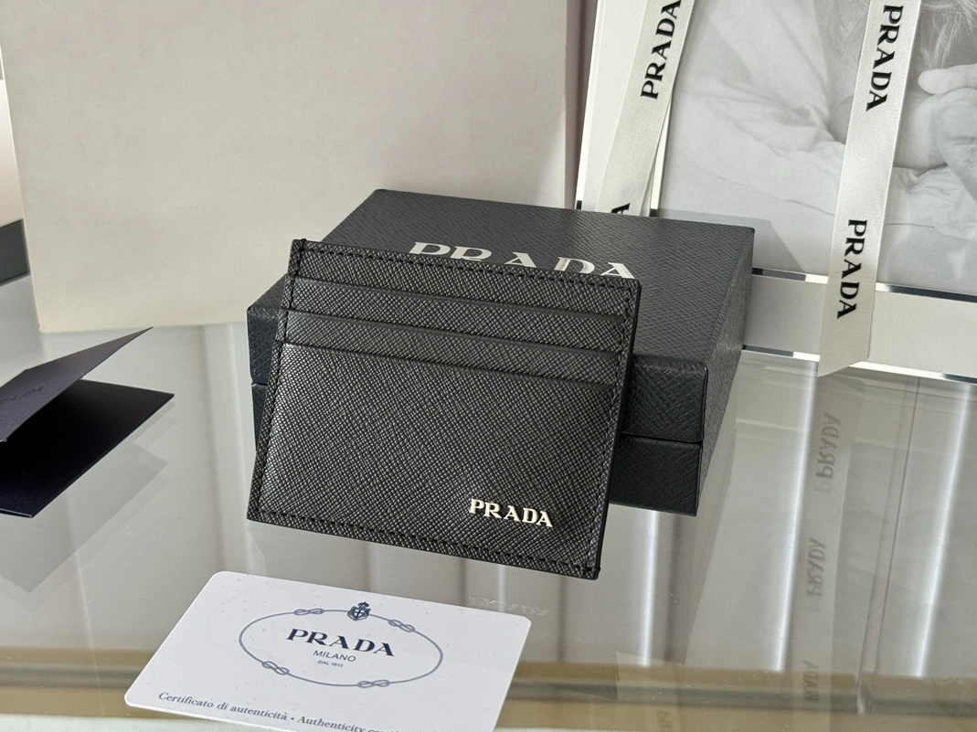 Prada Card Case Minimalist 7611