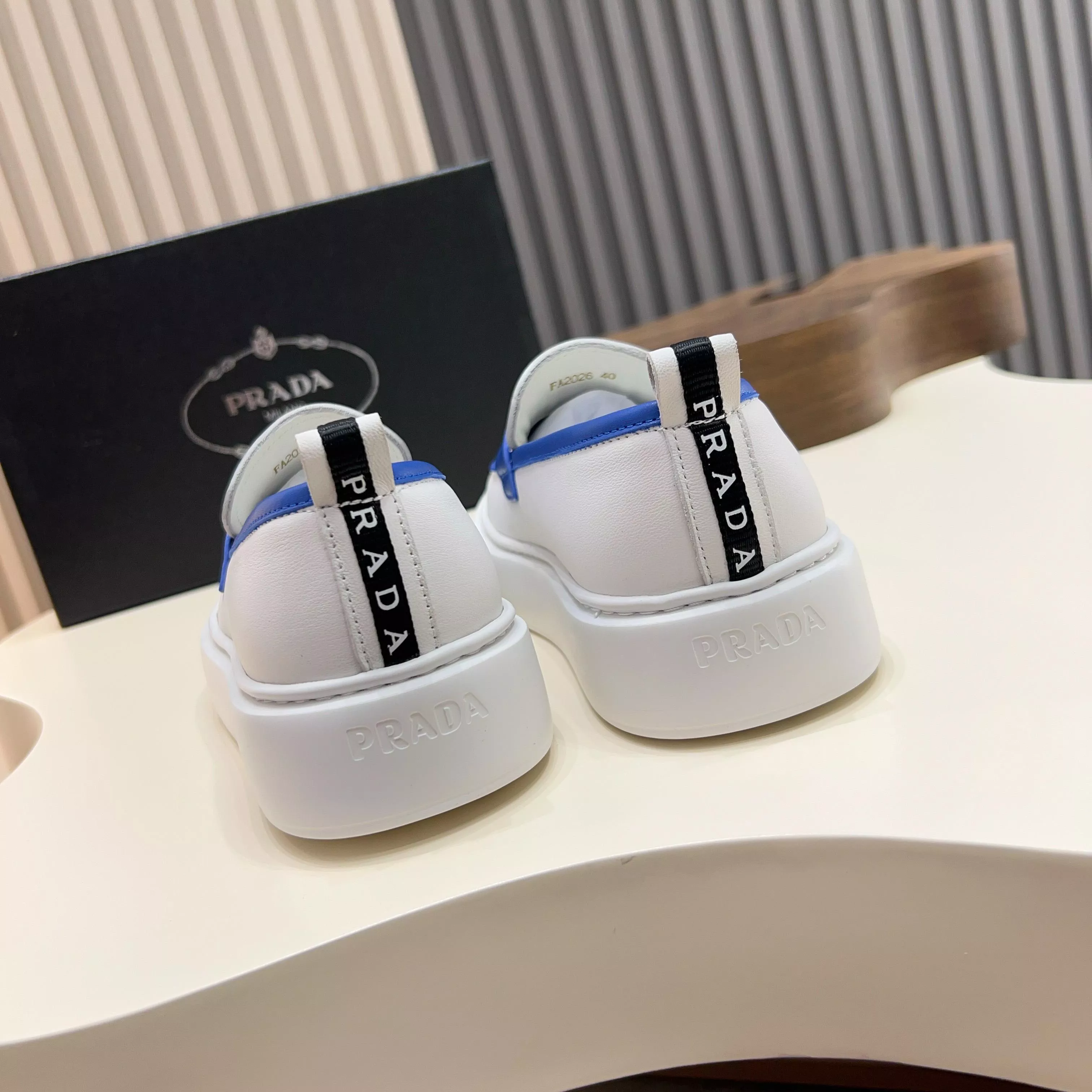 Prada Casual Shoes For Men Classic 2496
