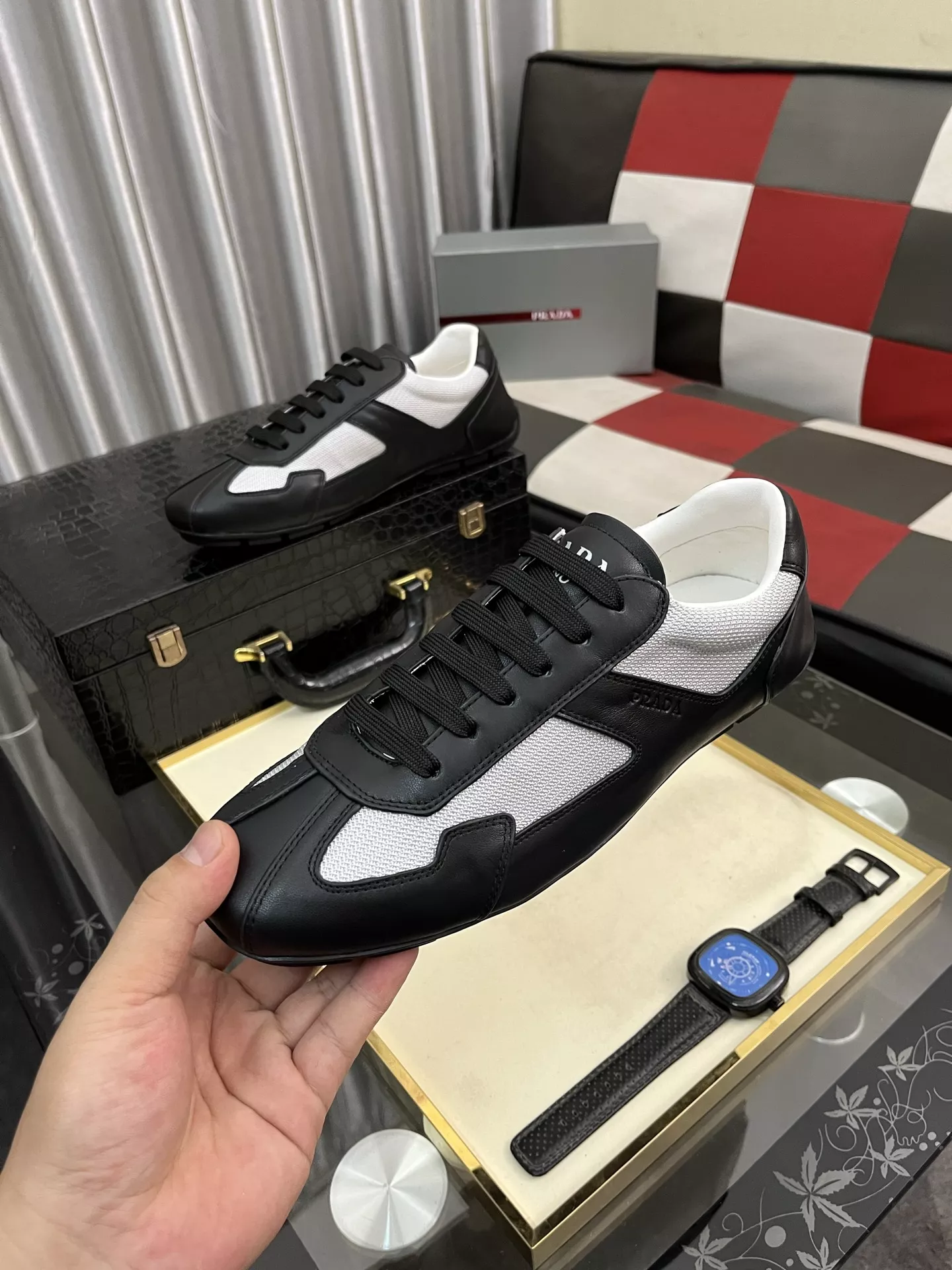 Prada Casual Shoes For Men Classic 3243
