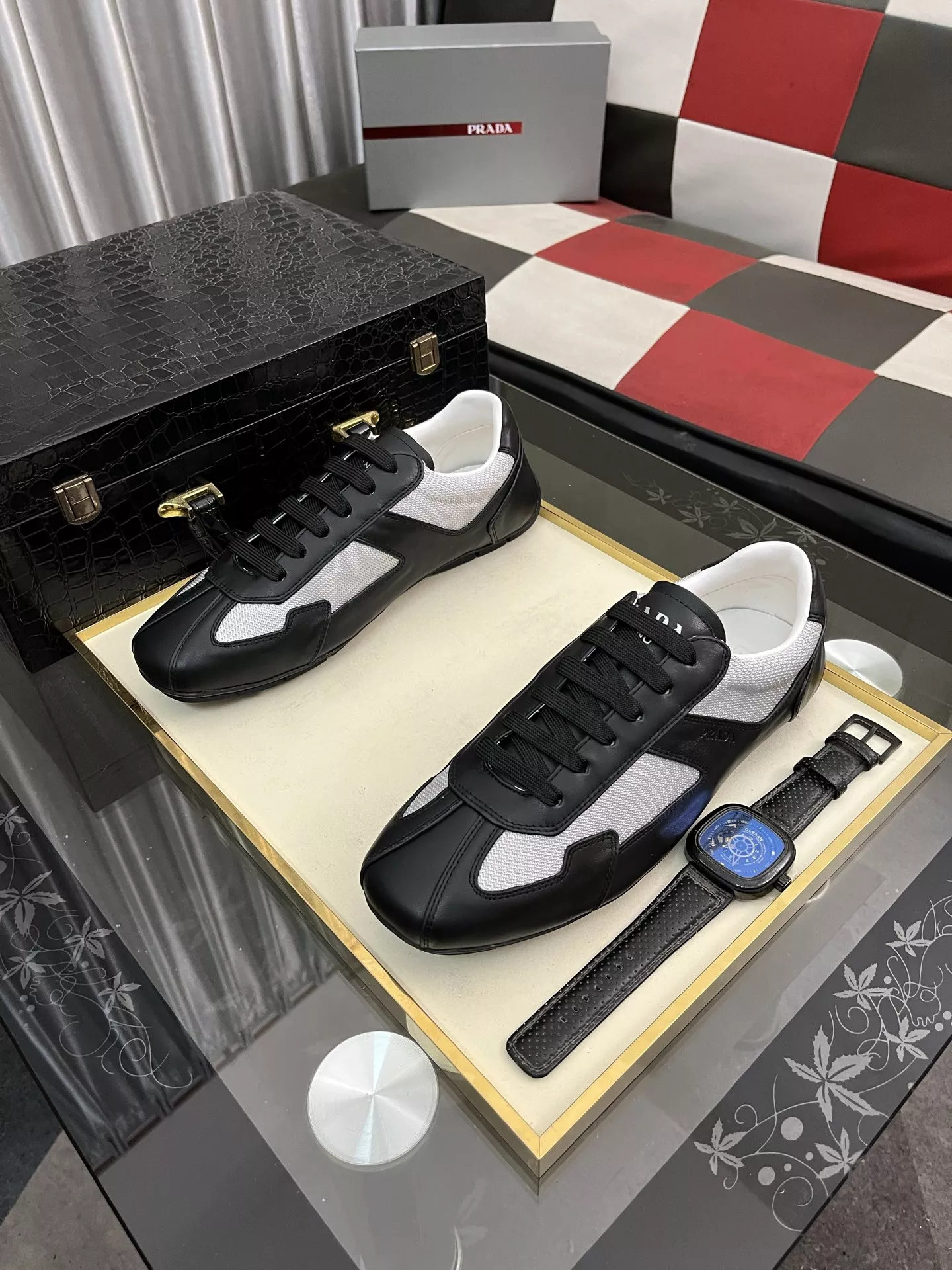 Prada Casual Shoes For Men Classic 3243