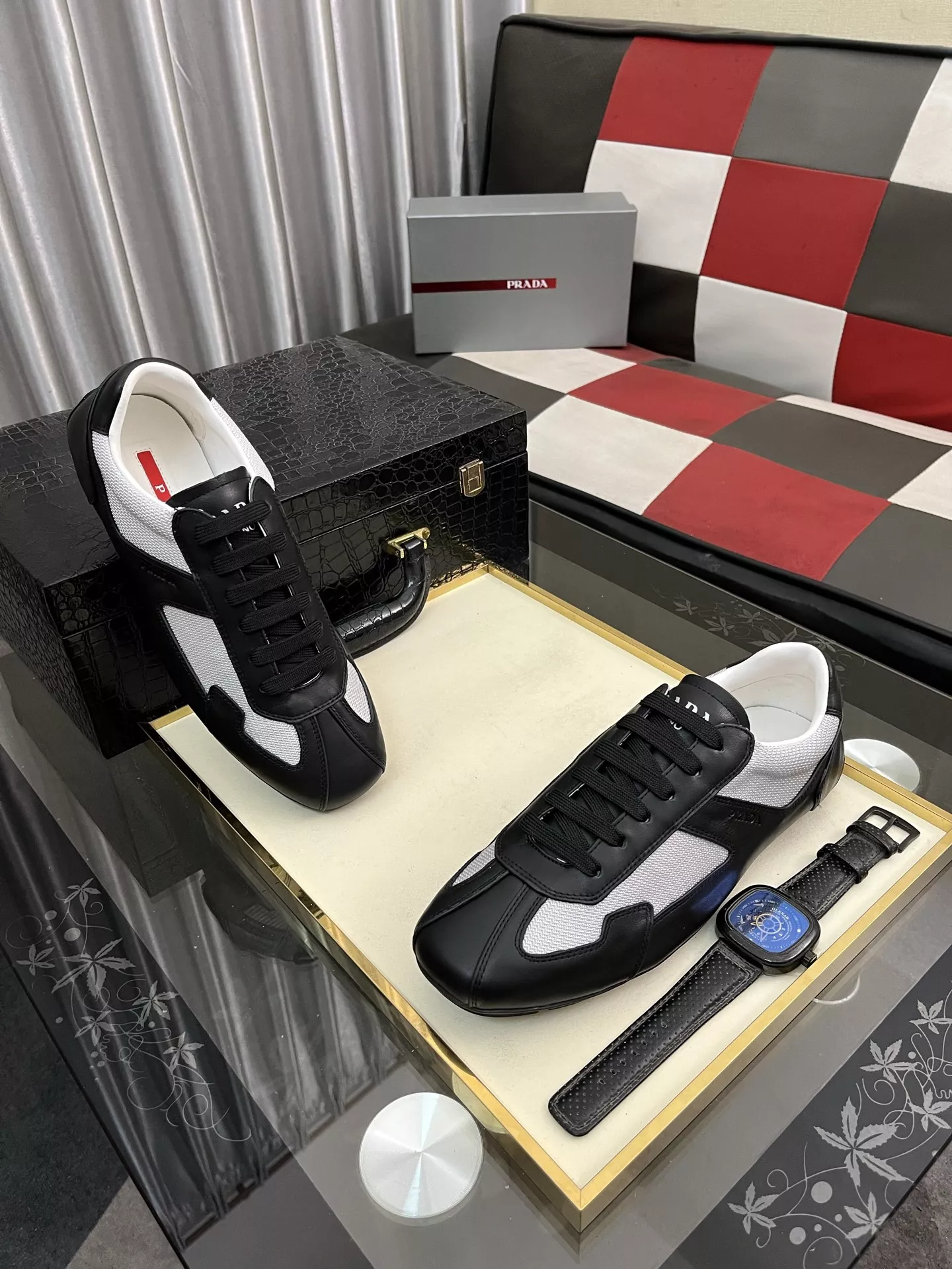 Prada Casual Shoes For Men Classic 3243