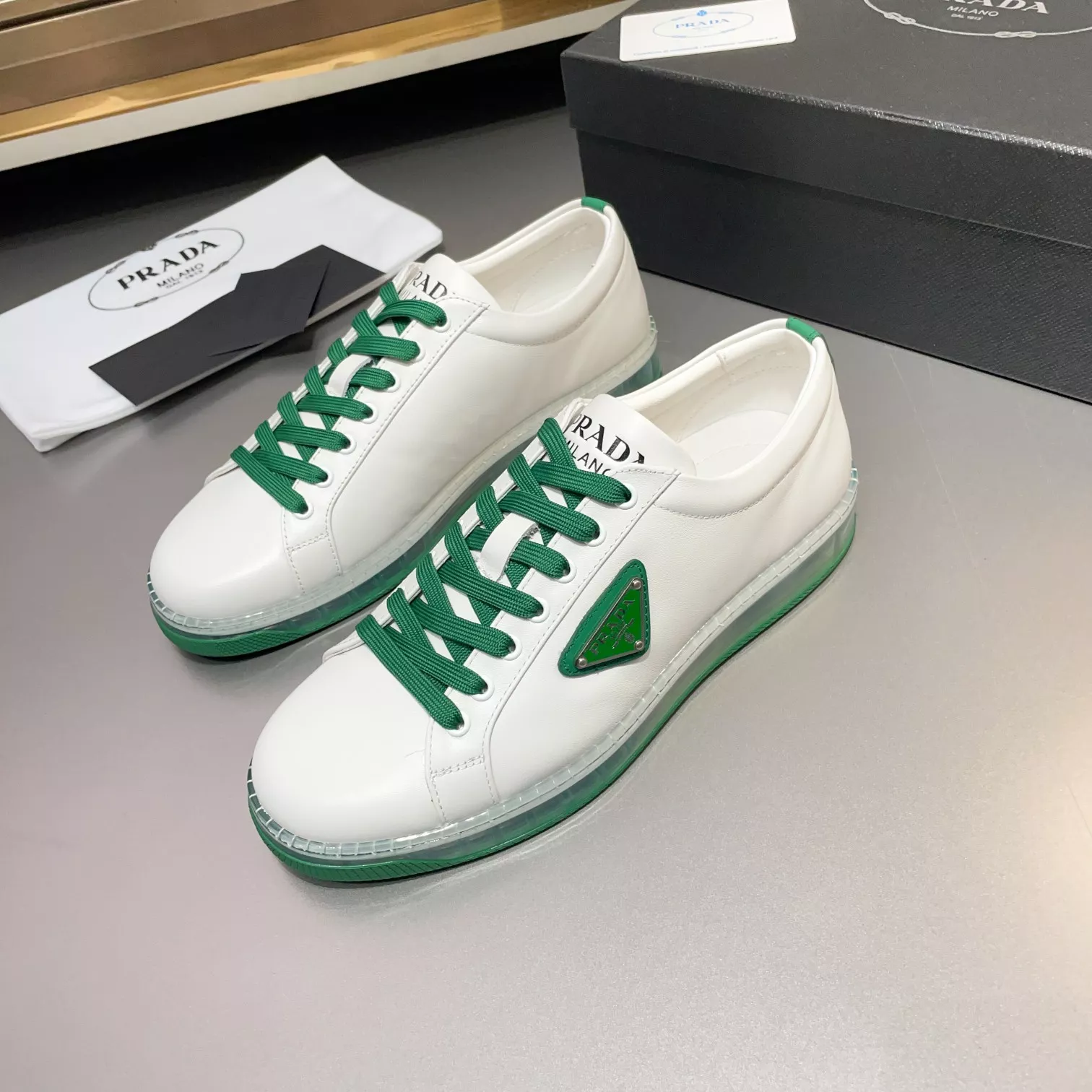 Prada Casual Shoes For Men Classic 7354