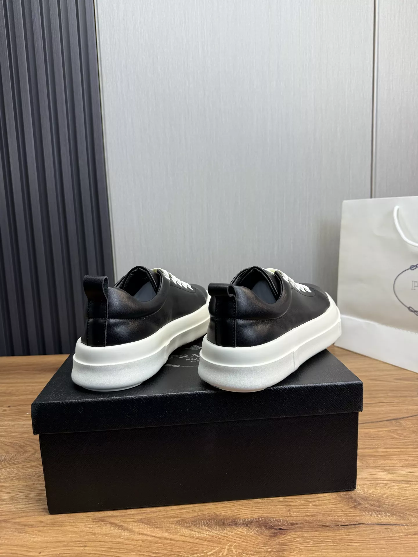 Prada Casual Shoes For Men Comfortable 8273