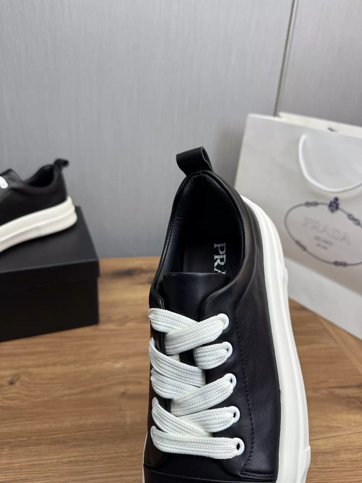 Prada Casual Shoes For Men Comfortable 8273