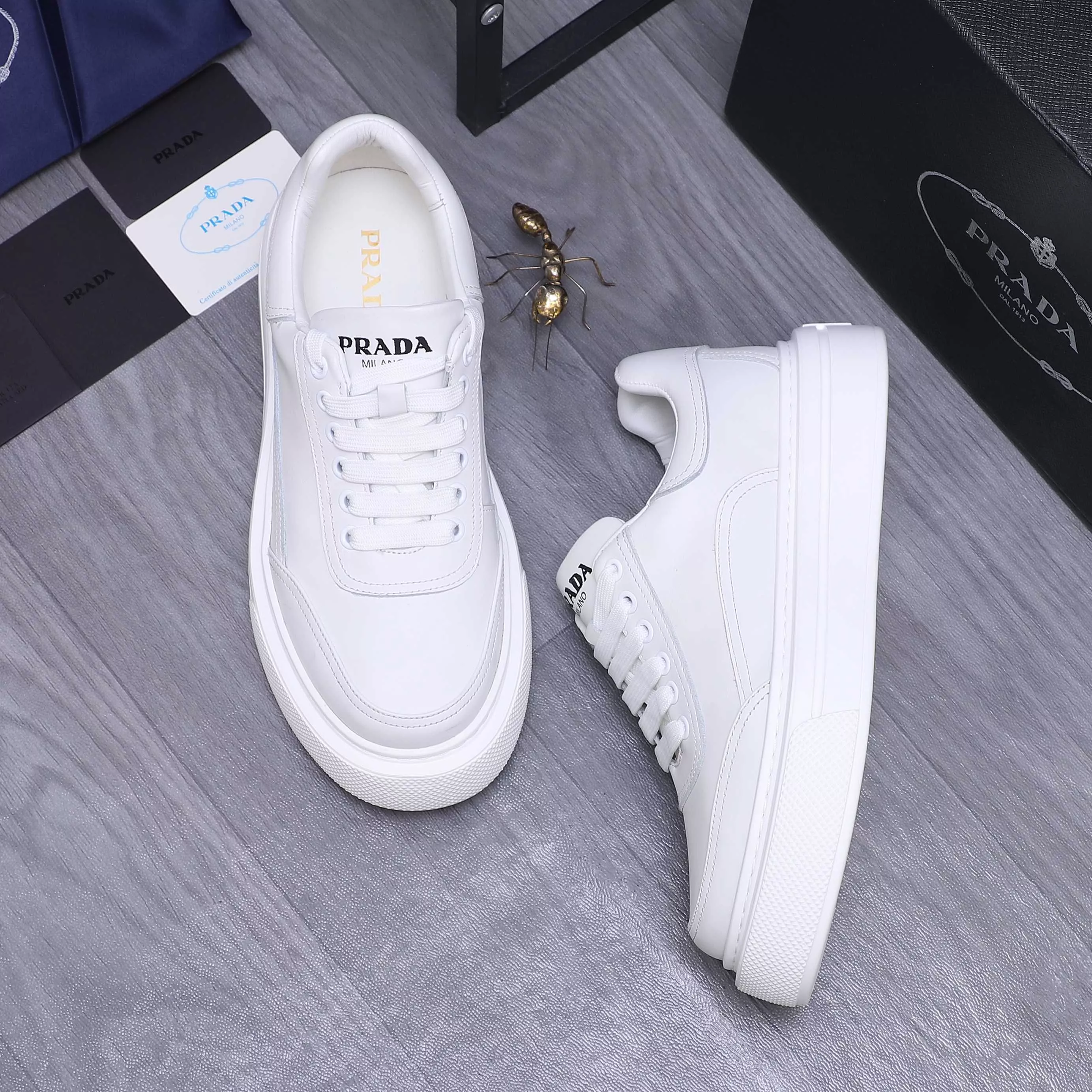 Prada Casual Shoes For Men Compact 9826