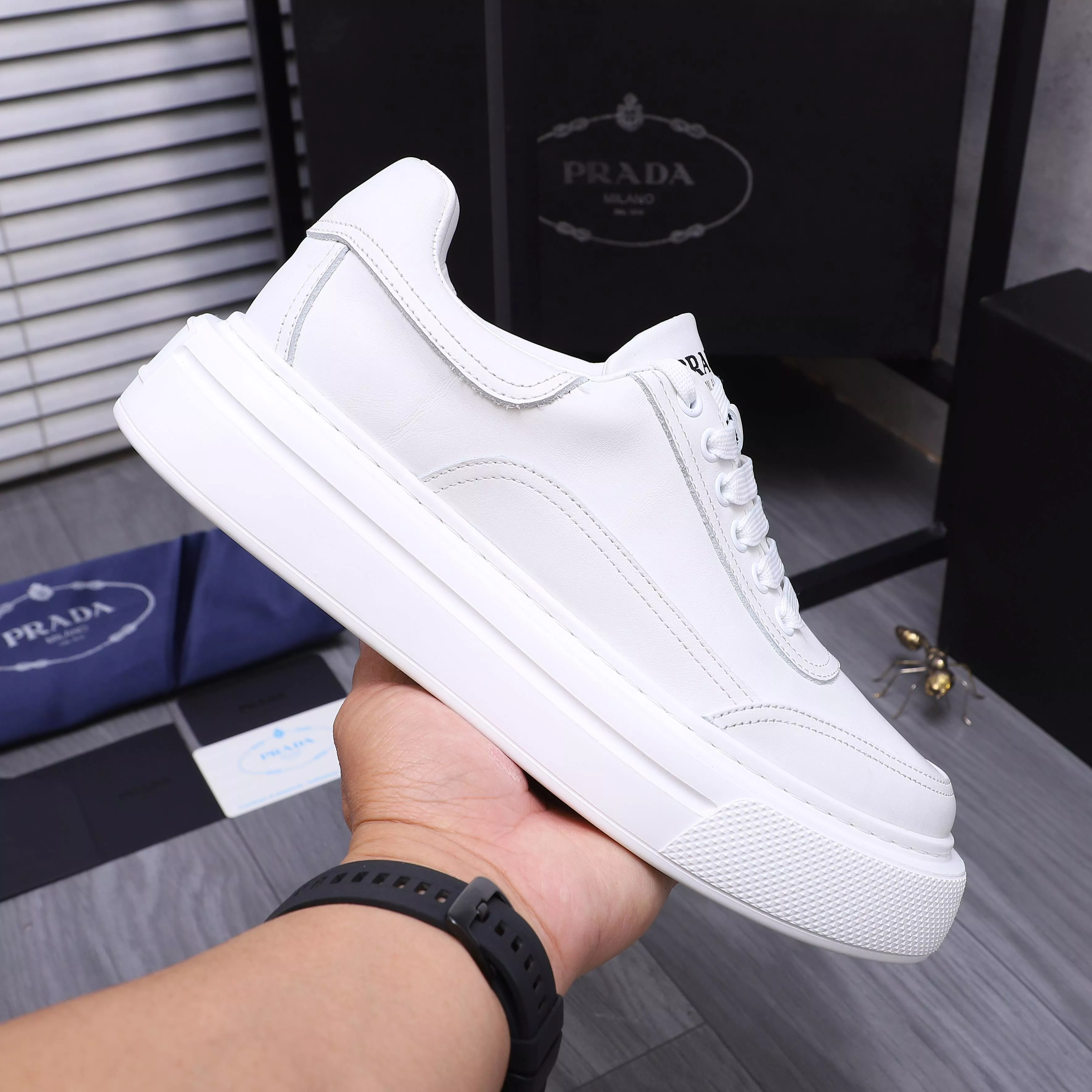 Prada Casual Shoes For Men Compact 9826