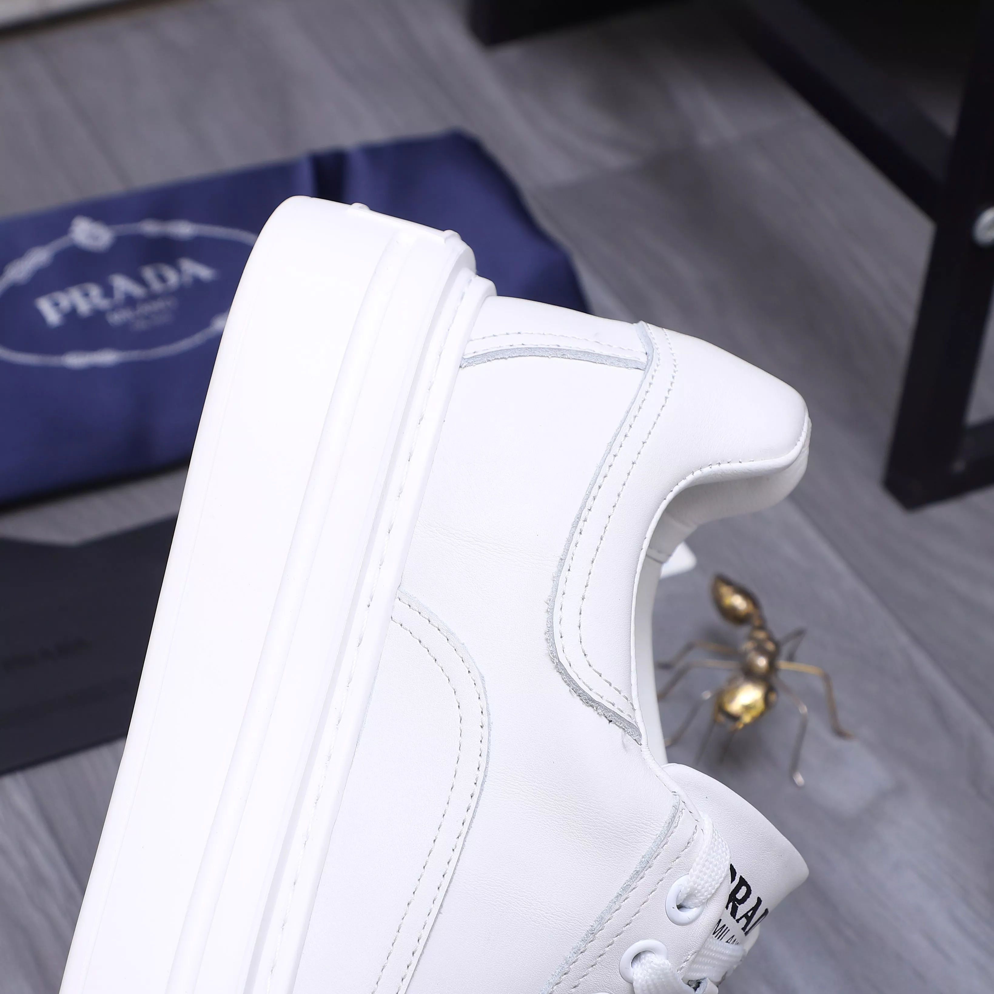 Prada Casual Shoes For Men Compact 9826