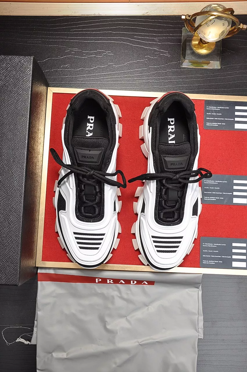 Prada Casual Shoes For Men Durable 5168