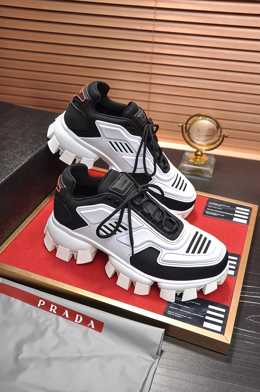 Prada Casual Shoes For Men Durable 5168