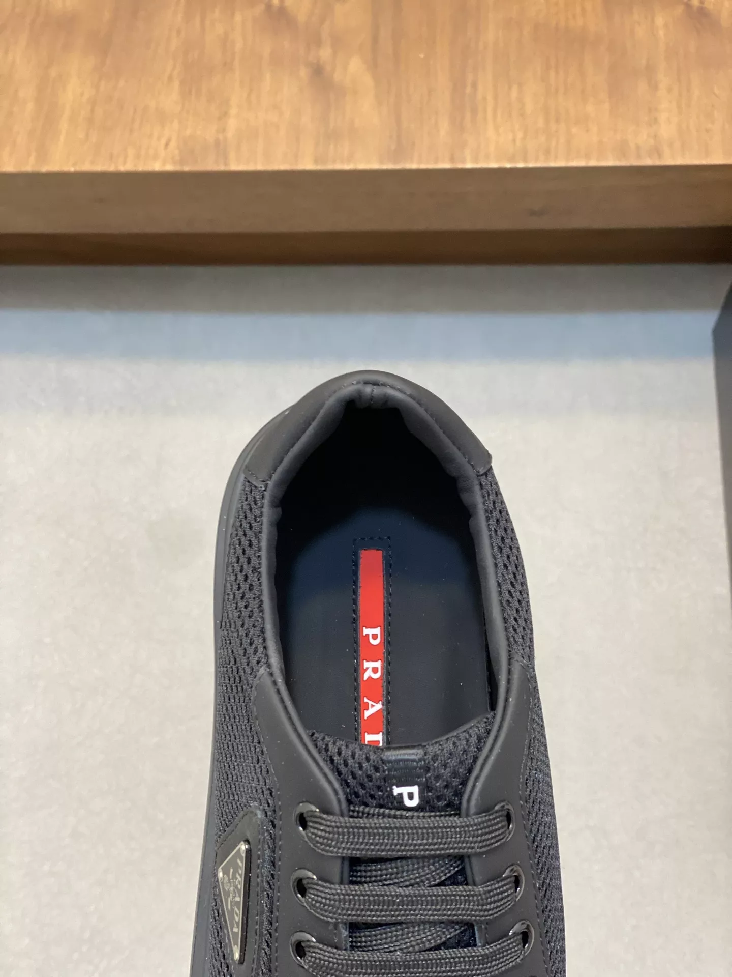 Prada Casual Shoes For Men Durable 5848