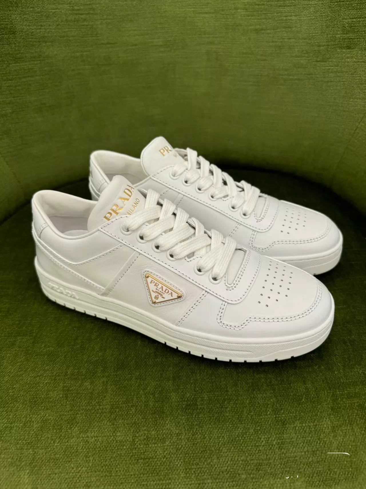 Prada Casual Shoes For Men Durable 7875