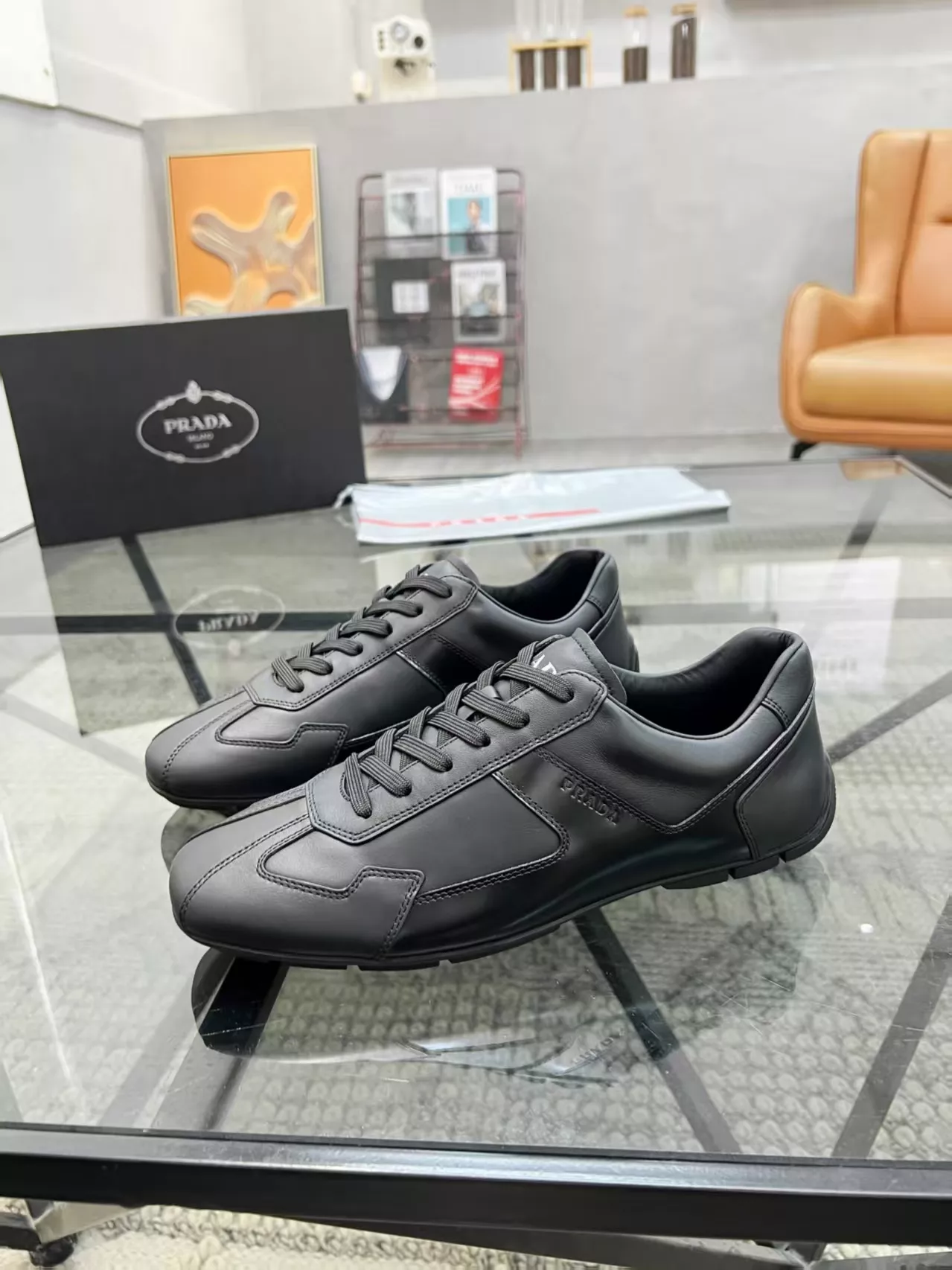 Prada Casual Shoes For Men Durable 8814