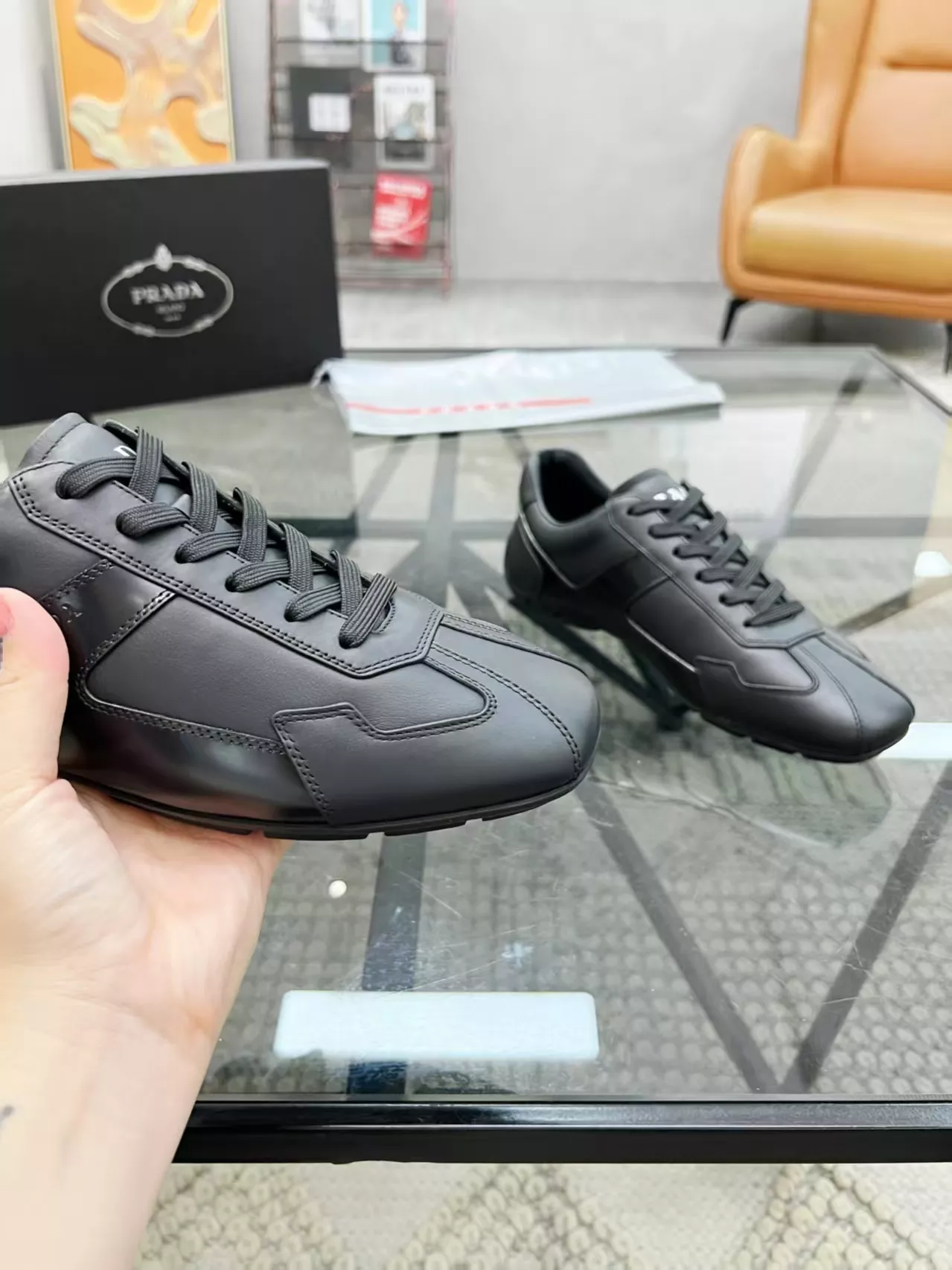 Prada Casual Shoes For Men Durable 8814