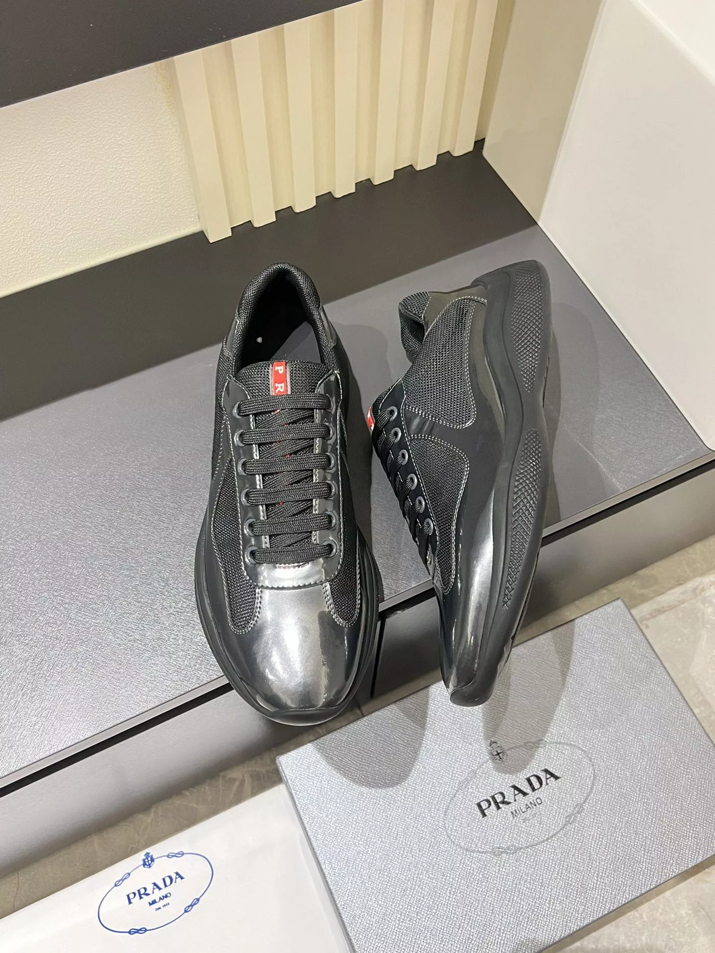 Prada Casual Shoes For Men Durable 9519
