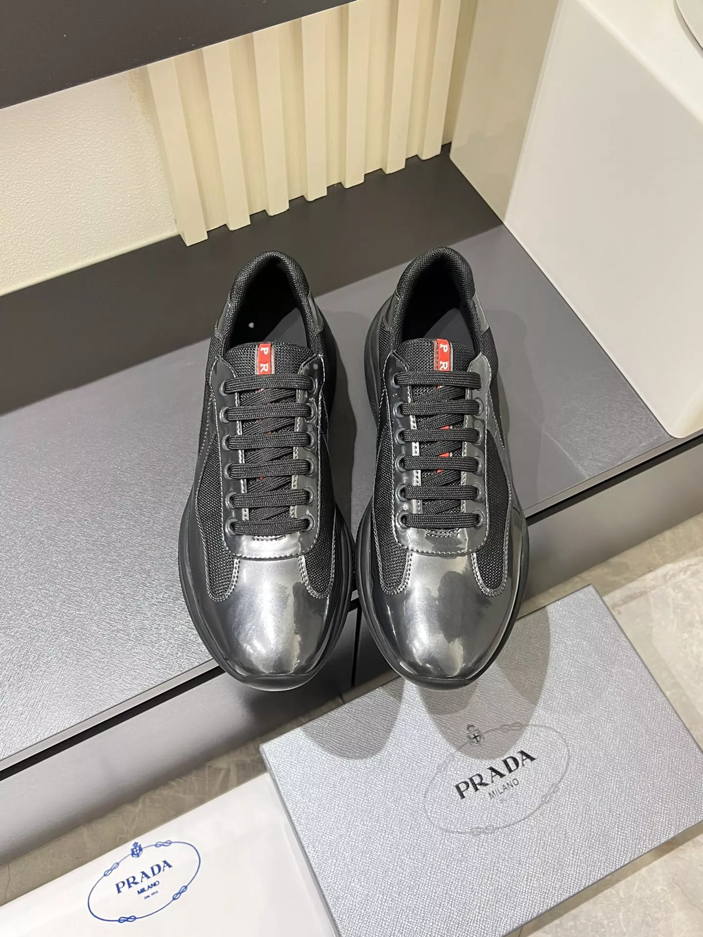 Prada Casual Shoes For Men Durable 9519