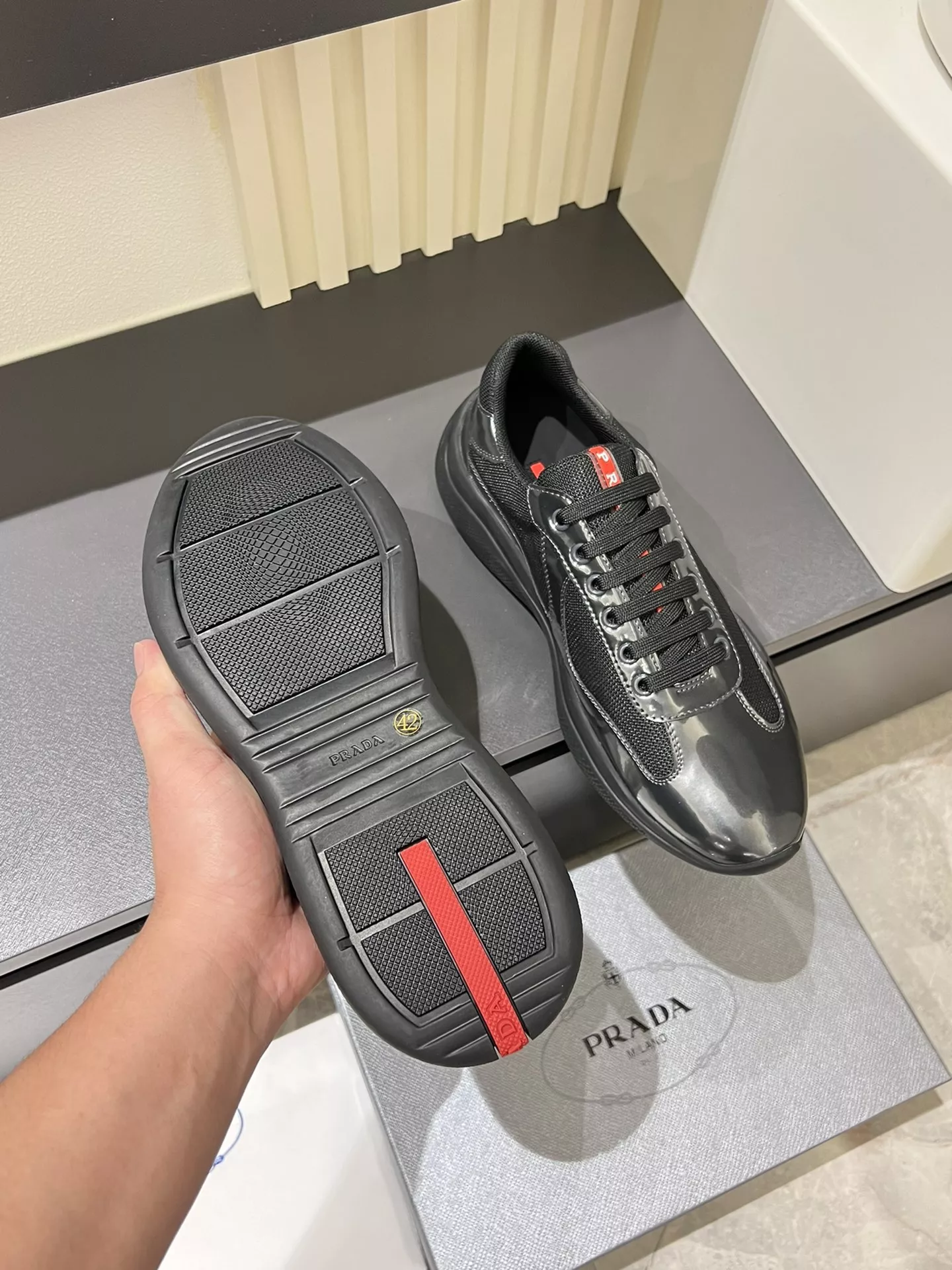Prada Casual Shoes For Men Durable 9519