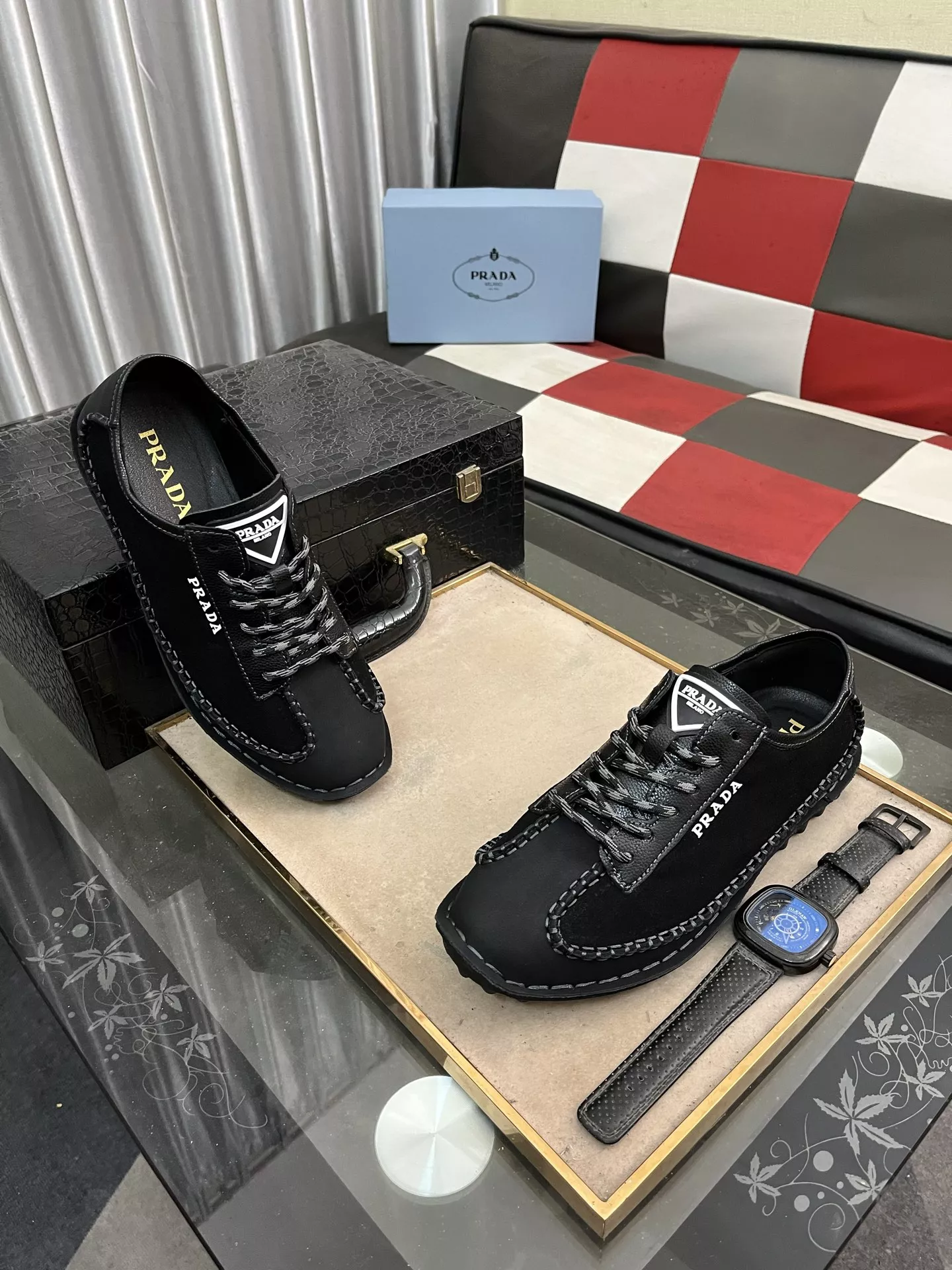 Prada Casual Shoes For Men Elegant 229