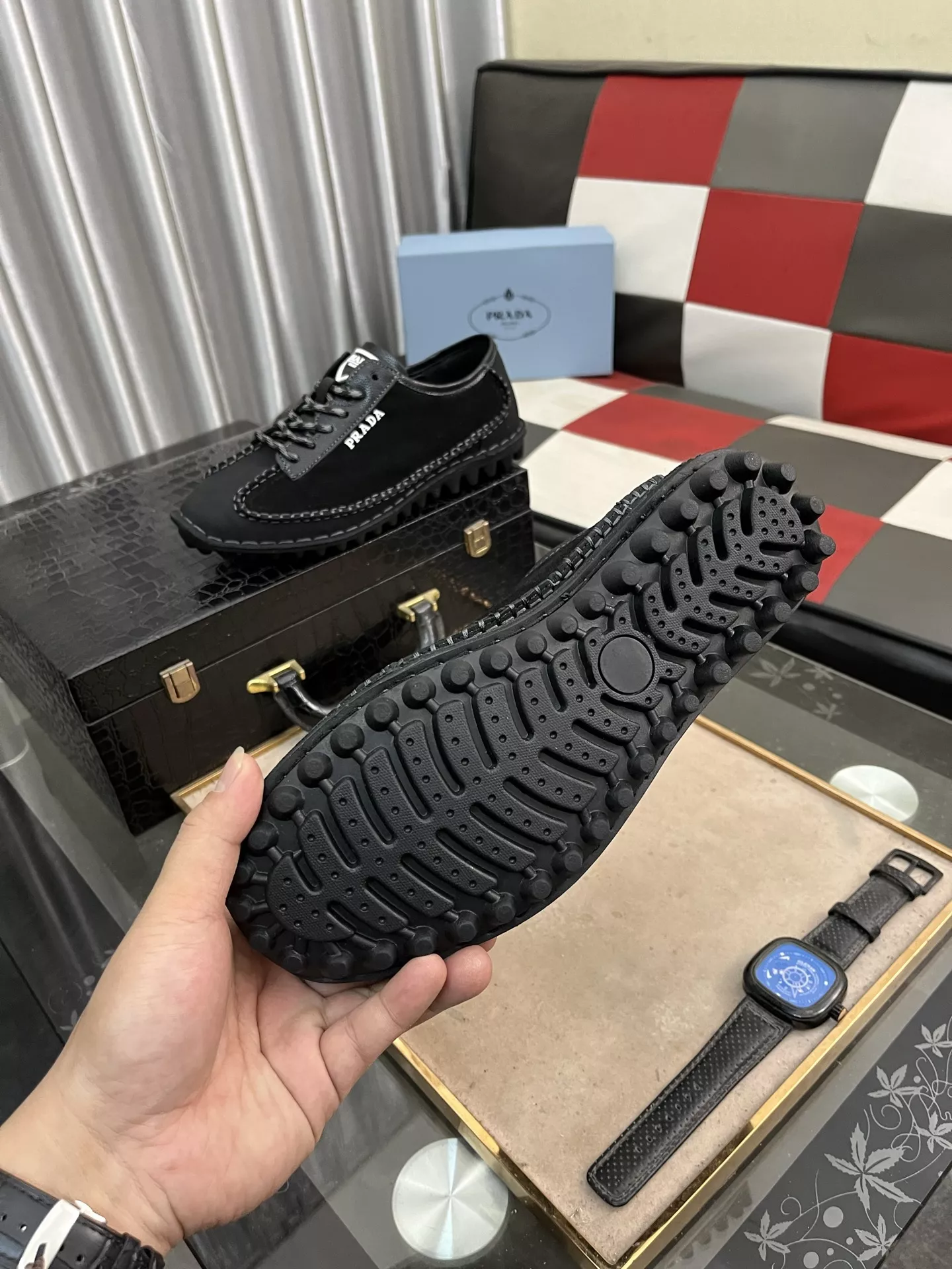 Prada Casual Shoes For Men Elegant 229