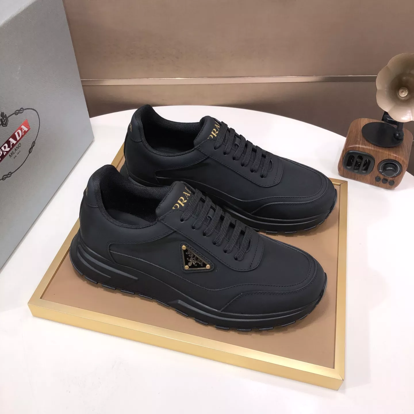 Prada Casual Shoes For Men EyeCatching 2057