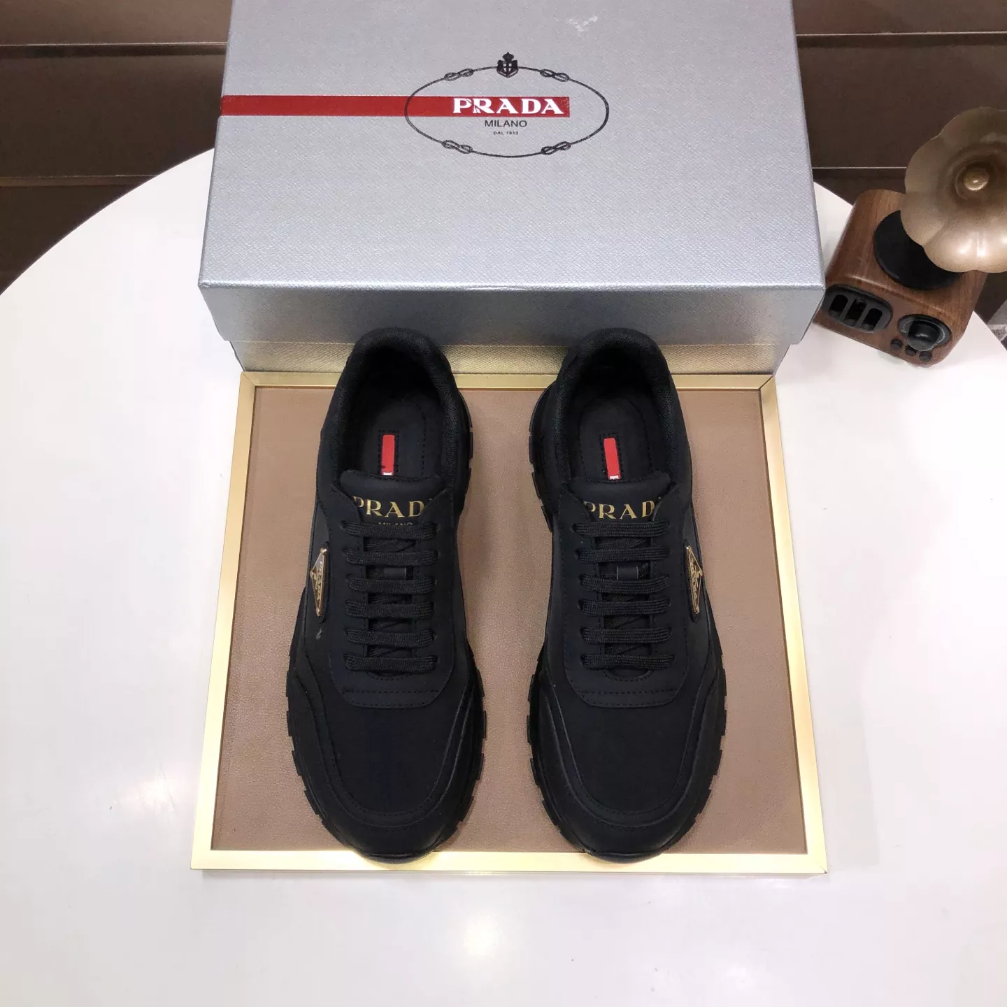 Prada Casual Shoes For Men EyeCatching 2057