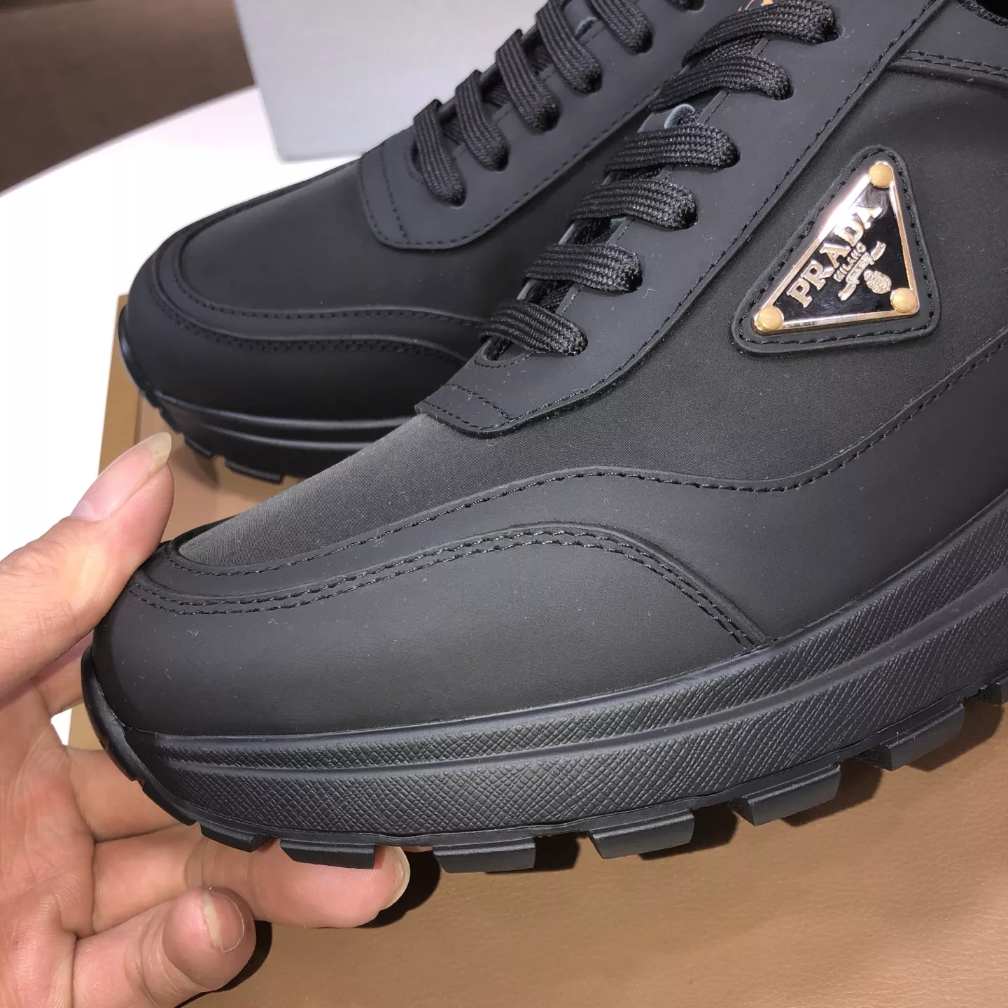 Prada Casual Shoes For Men EyeCatching 2057
