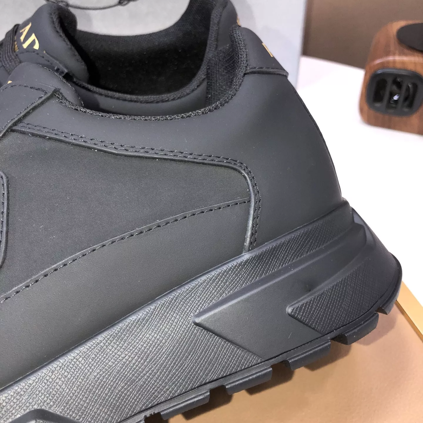 Prada Casual Shoes For Men EyeCatching 2057