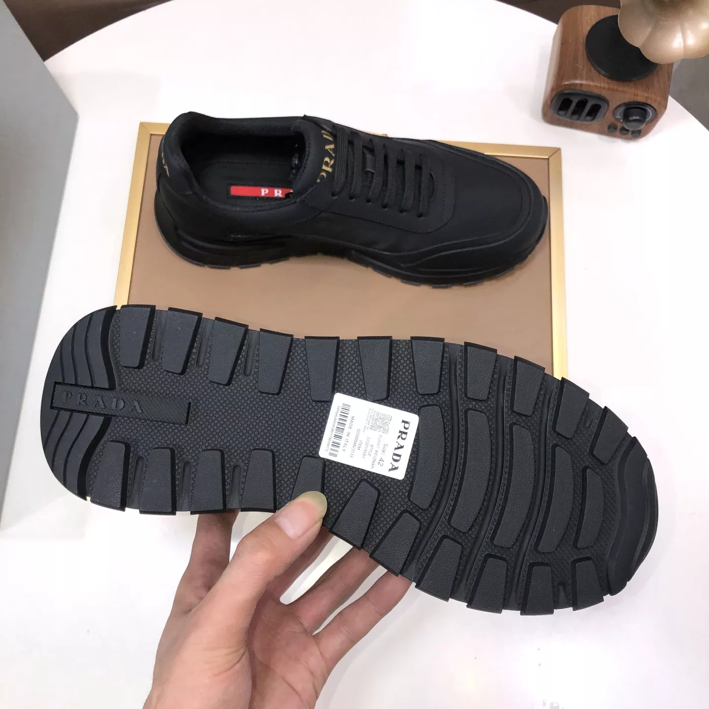 Prada Casual Shoes For Men EyeCatching 2057
