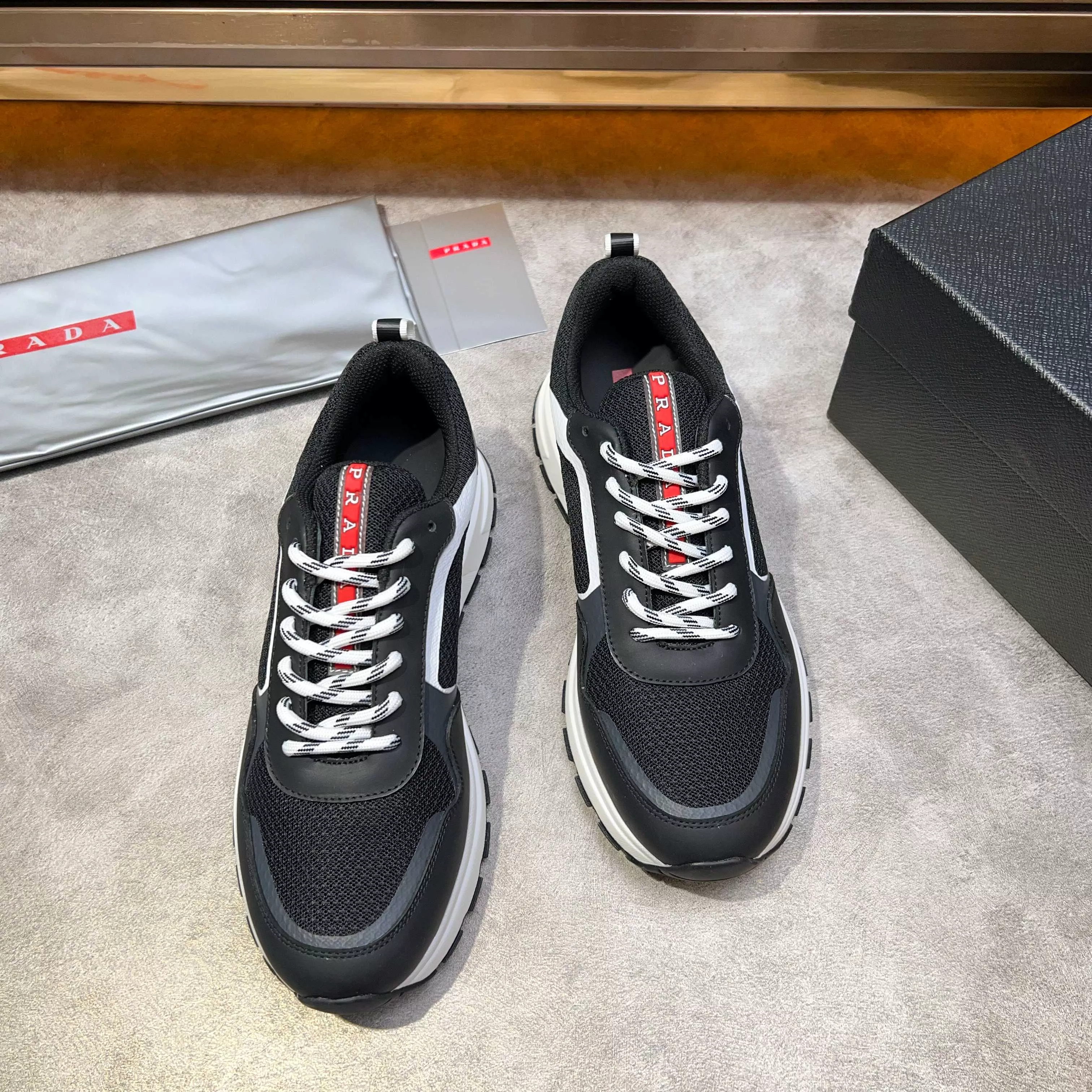 Prada Casual Shoes For Men Flexible 7151