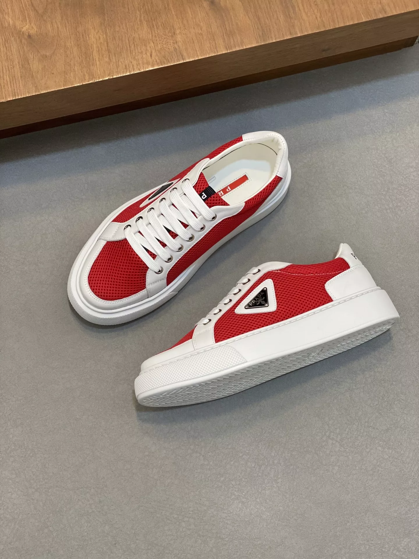 Prada Casual Shoes For Men Flexible 7668