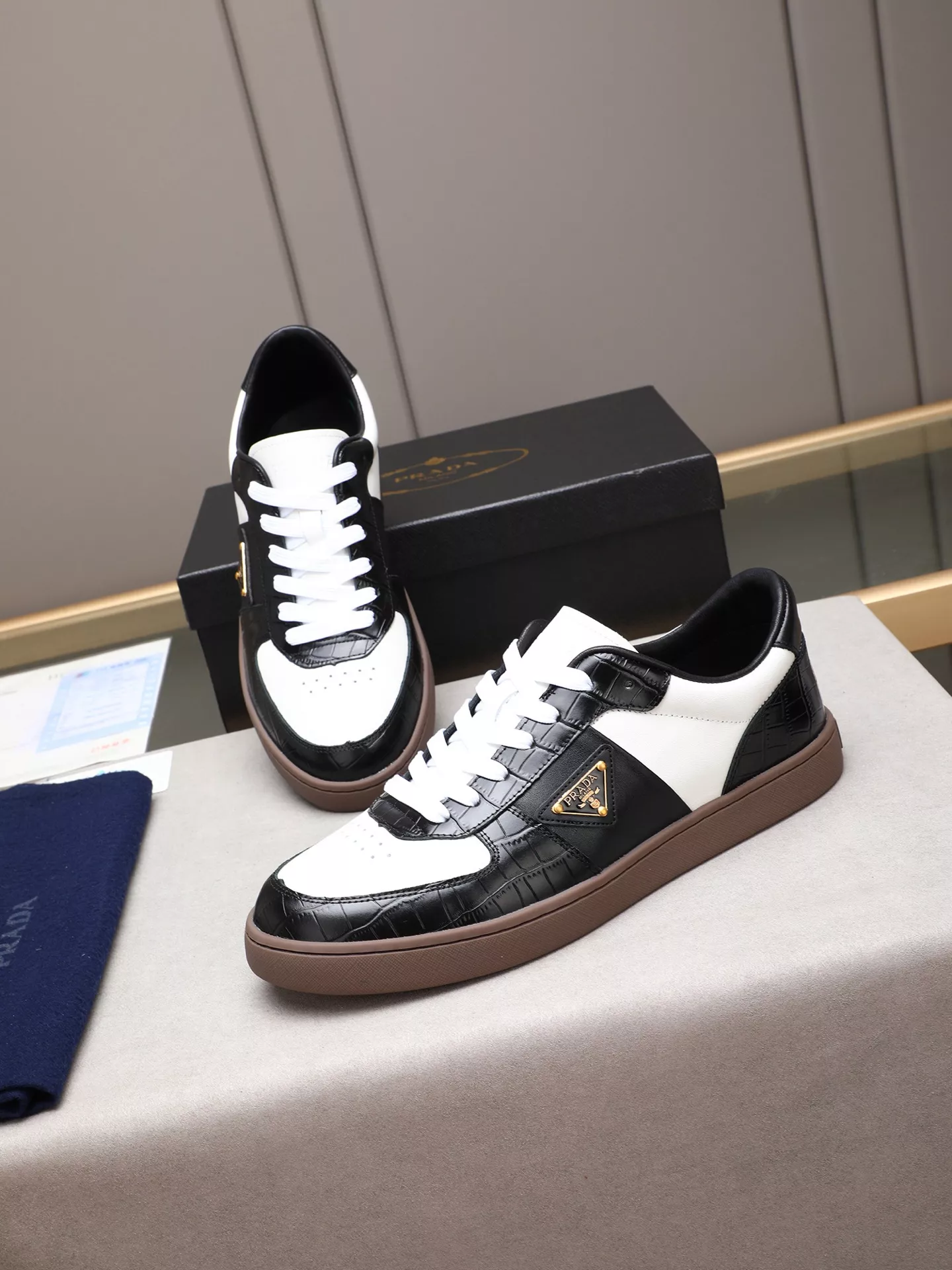 Prada Casual Shoes For Men GoAnywhere 5446