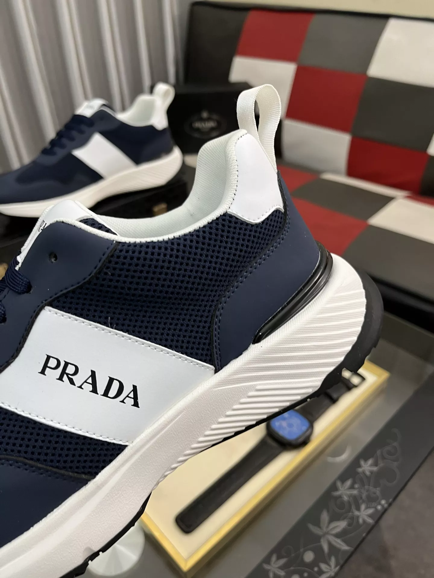 Prada Casual Shoes For Men Minimalist 2577