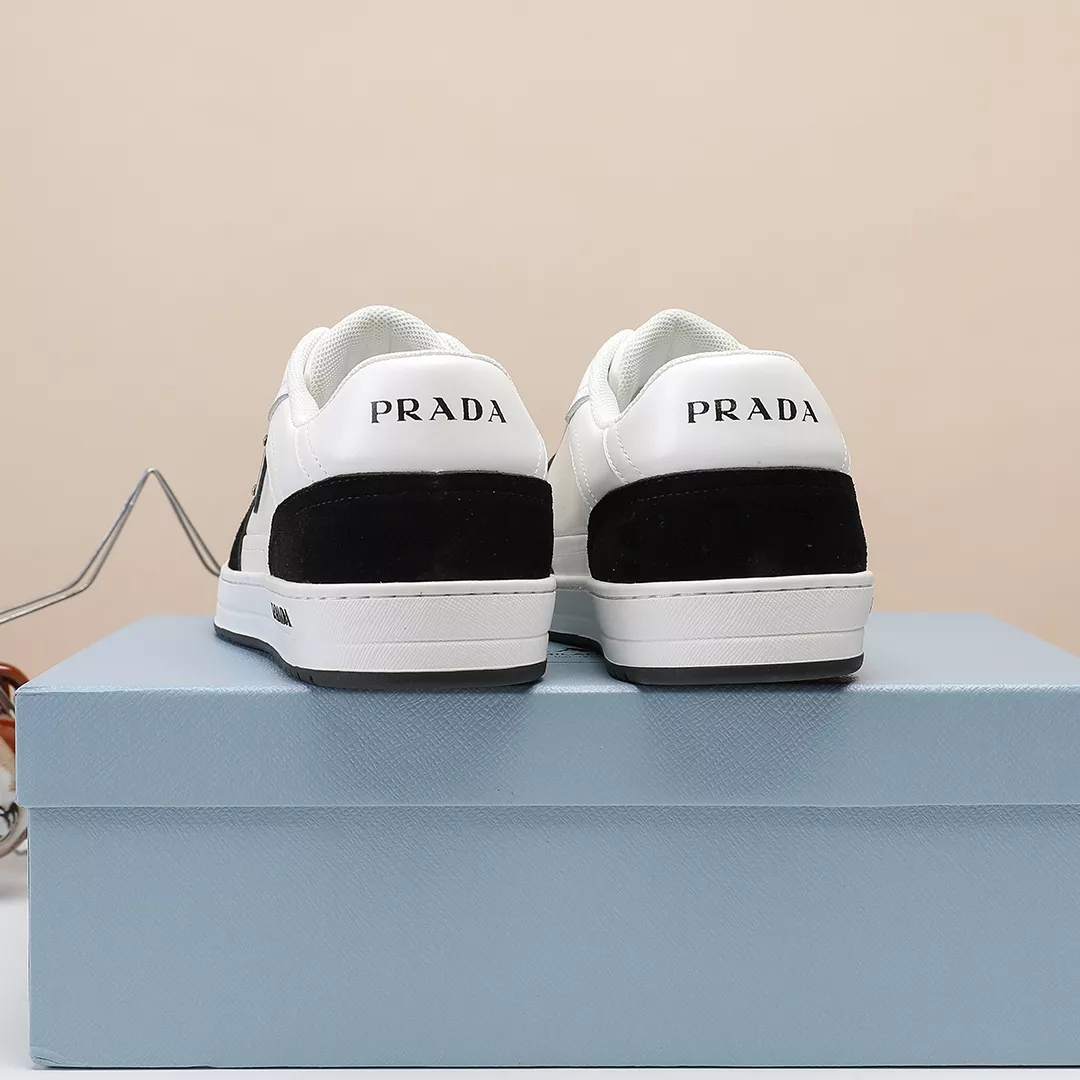 Prada Casual Shoes For Men Minimalist 4377