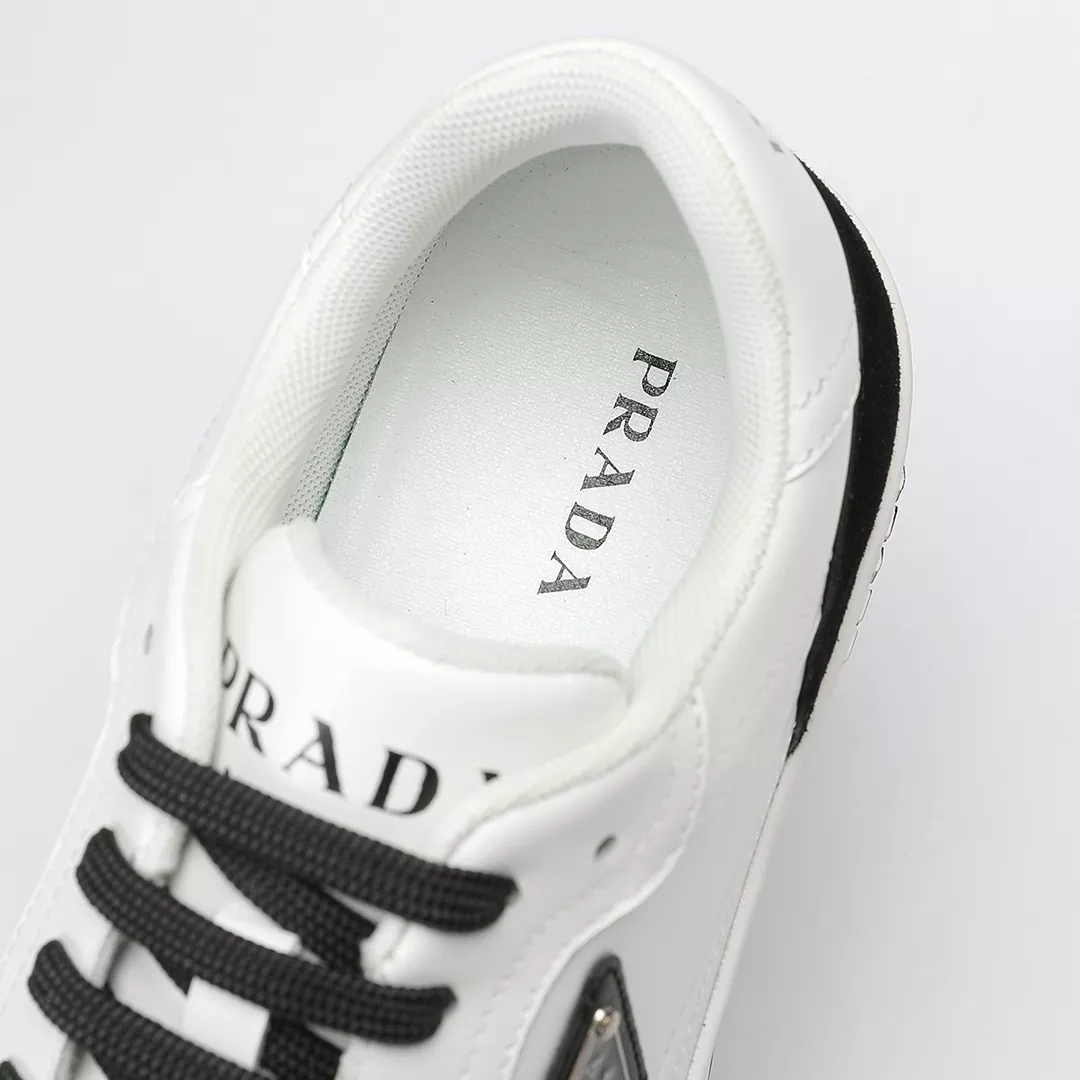 Prada Casual Shoes For Men Minimalist 4377