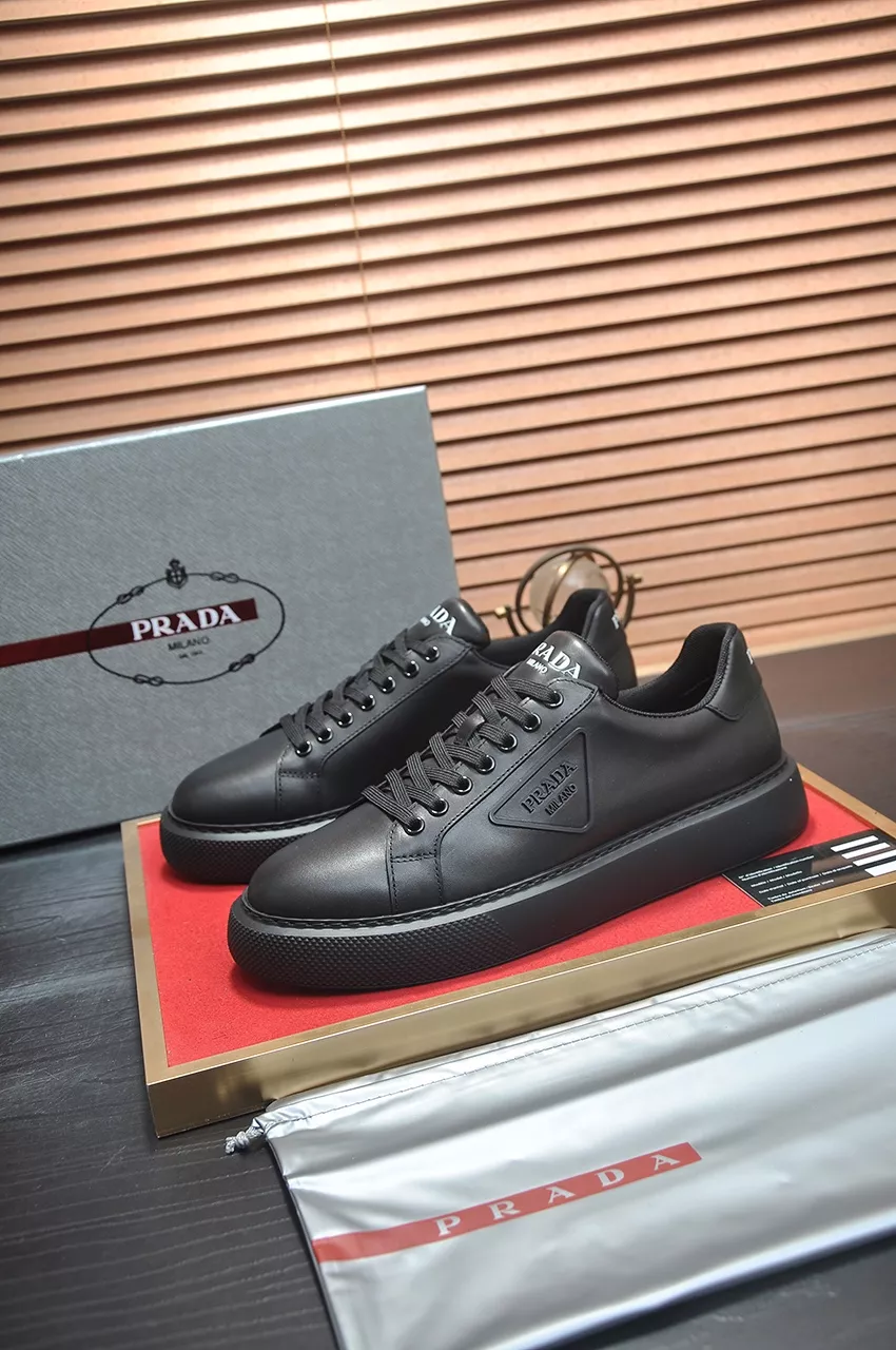 Prada Casual Shoes For Men Popular 9970