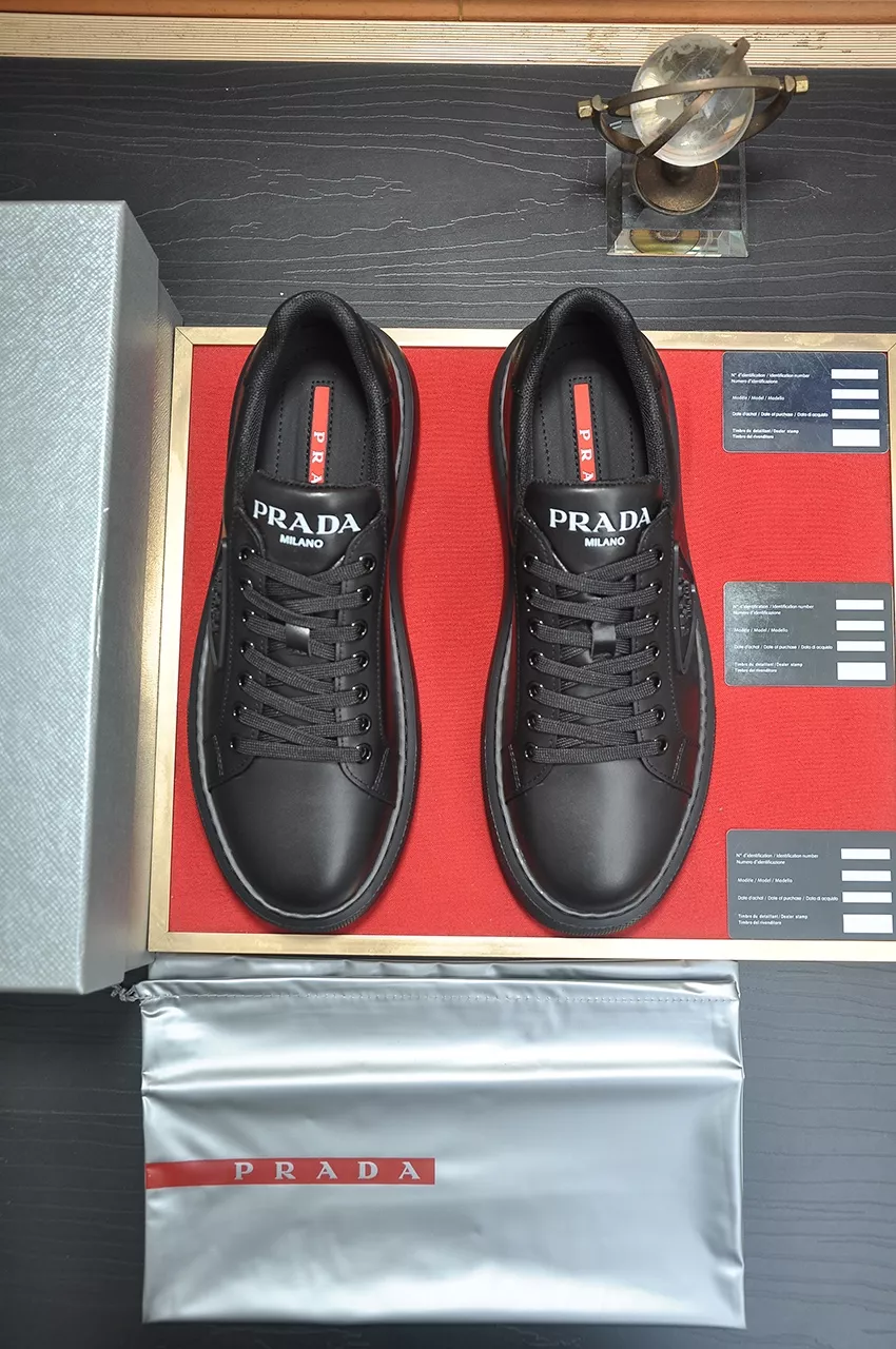 Prada Casual Shoes For Men Popular 9970